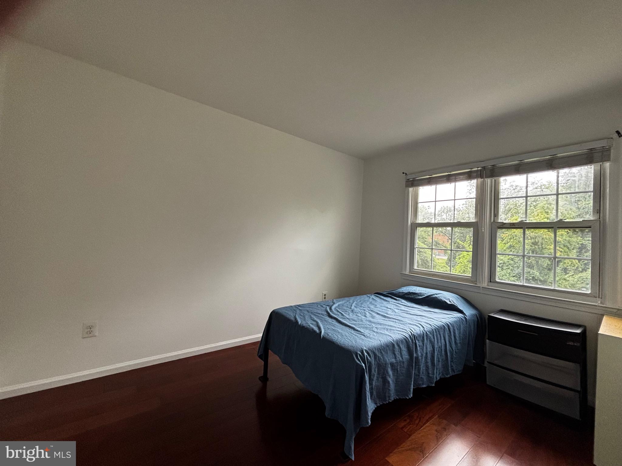DUNN LORING - Residential