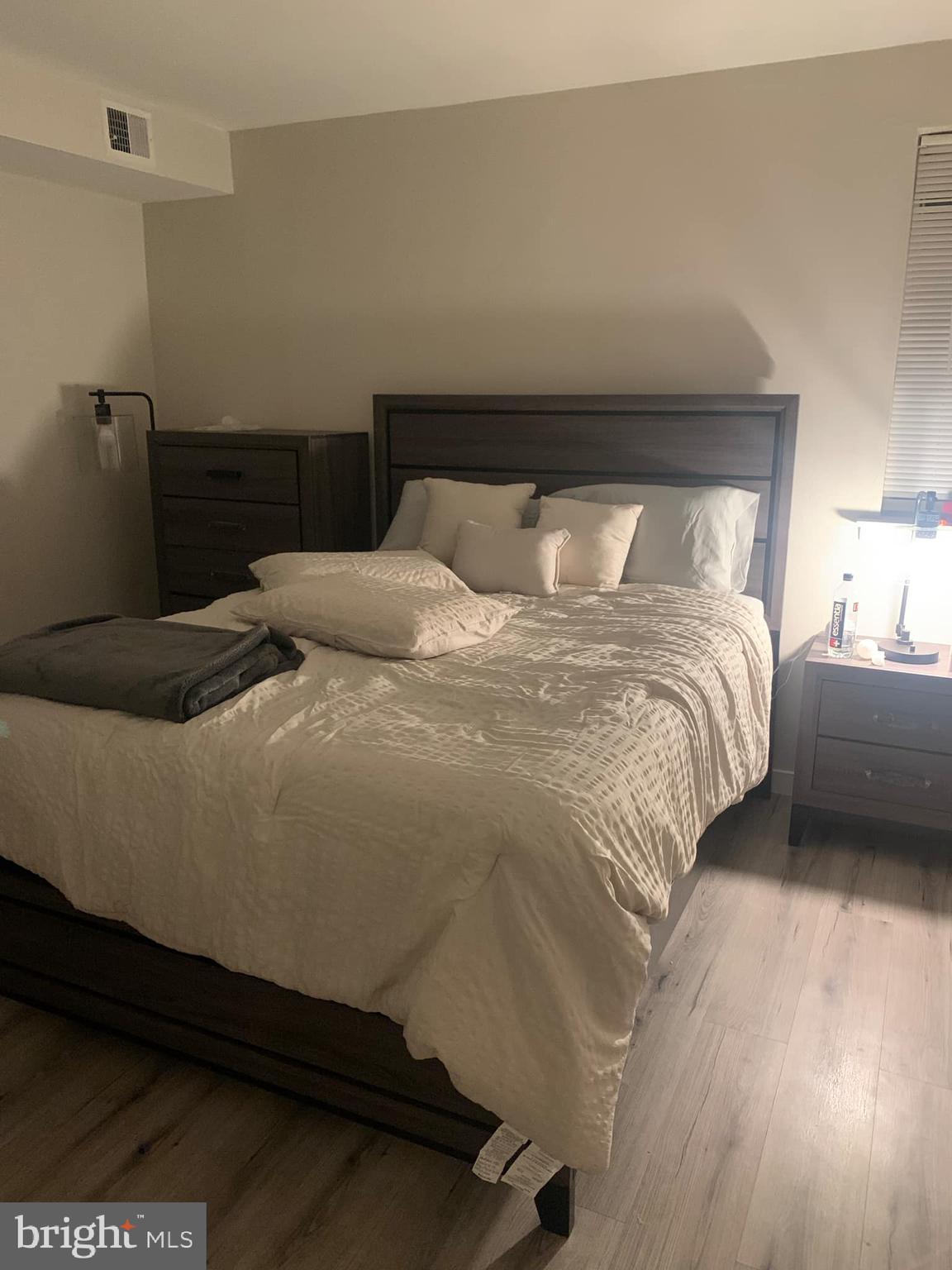 BUSTLETON - Residential