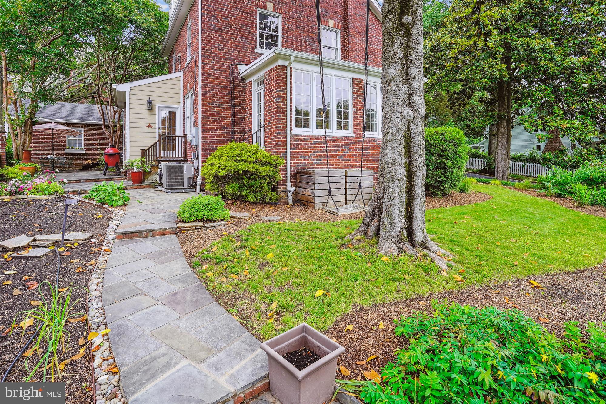 ROSEMONT - Residential