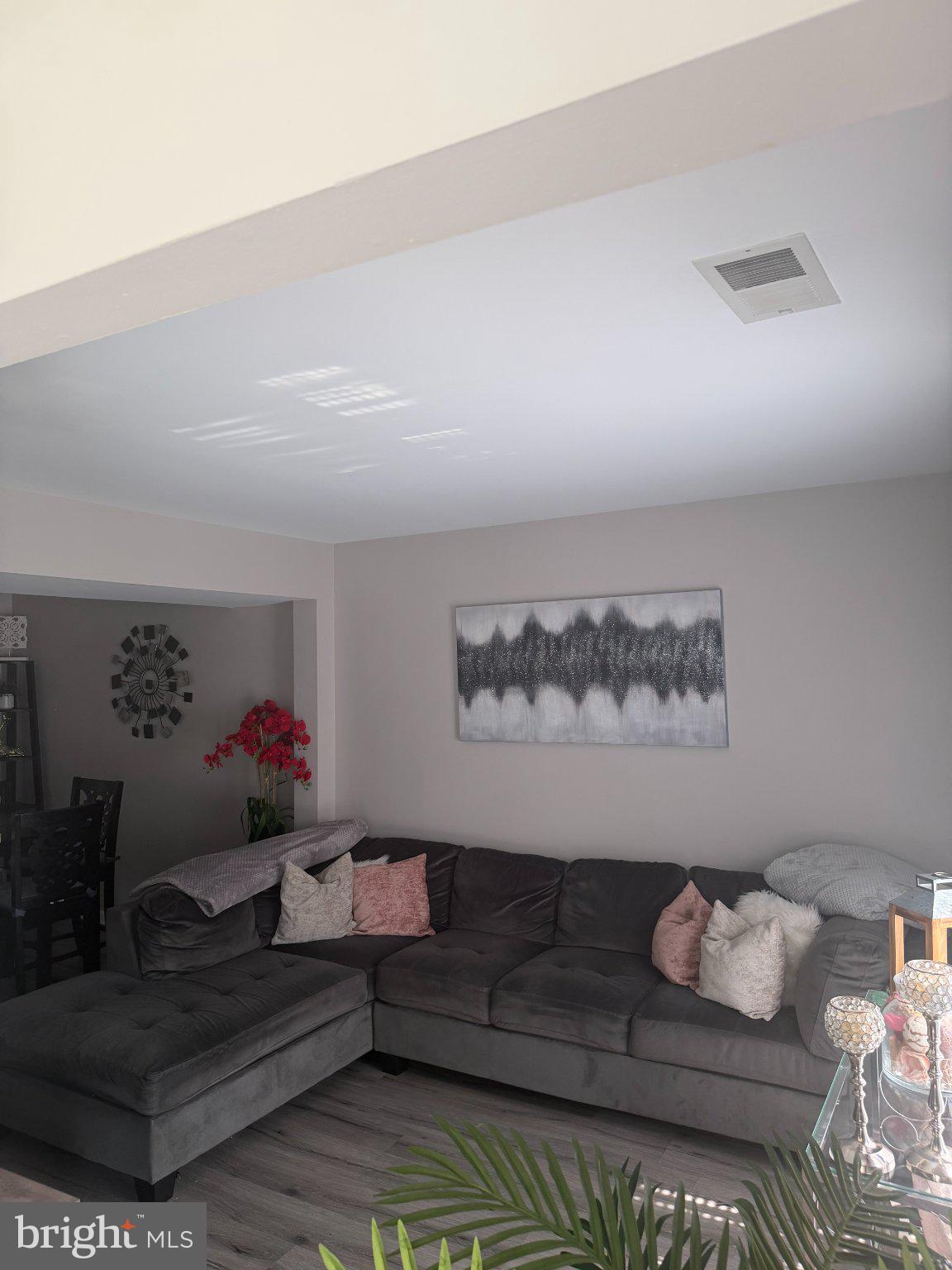 ST CHARLES SUB - WAKEFIELD - Residential