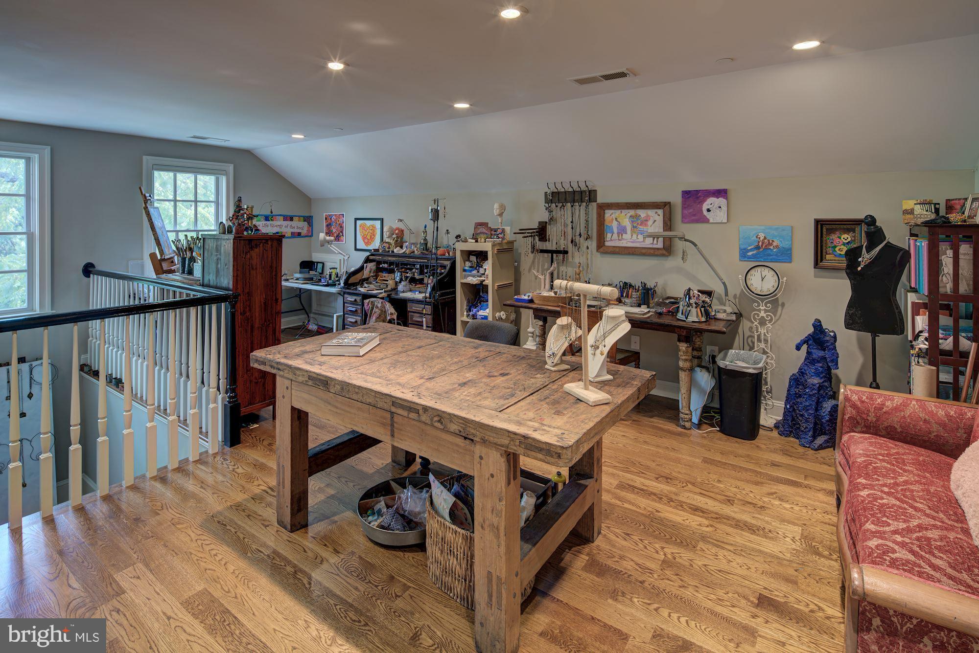 WESLEY HEIGHTS - Residential