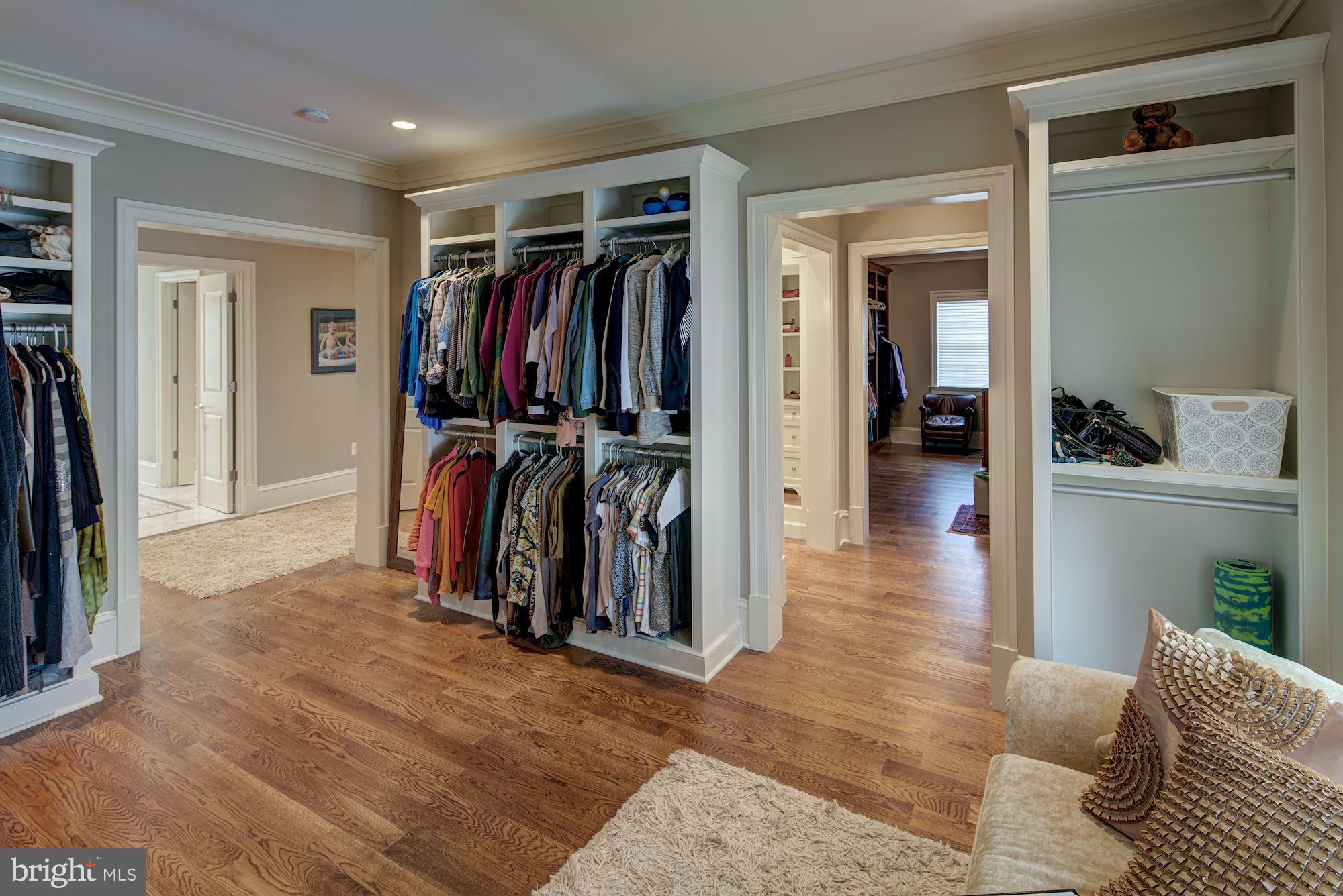 WESLEY HEIGHTS - Residential
