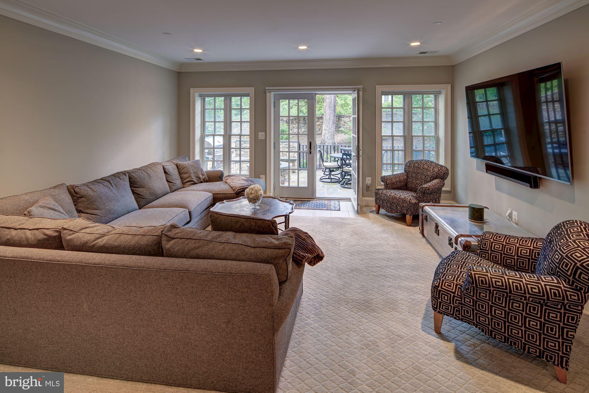 WESLEY HEIGHTS - Residential