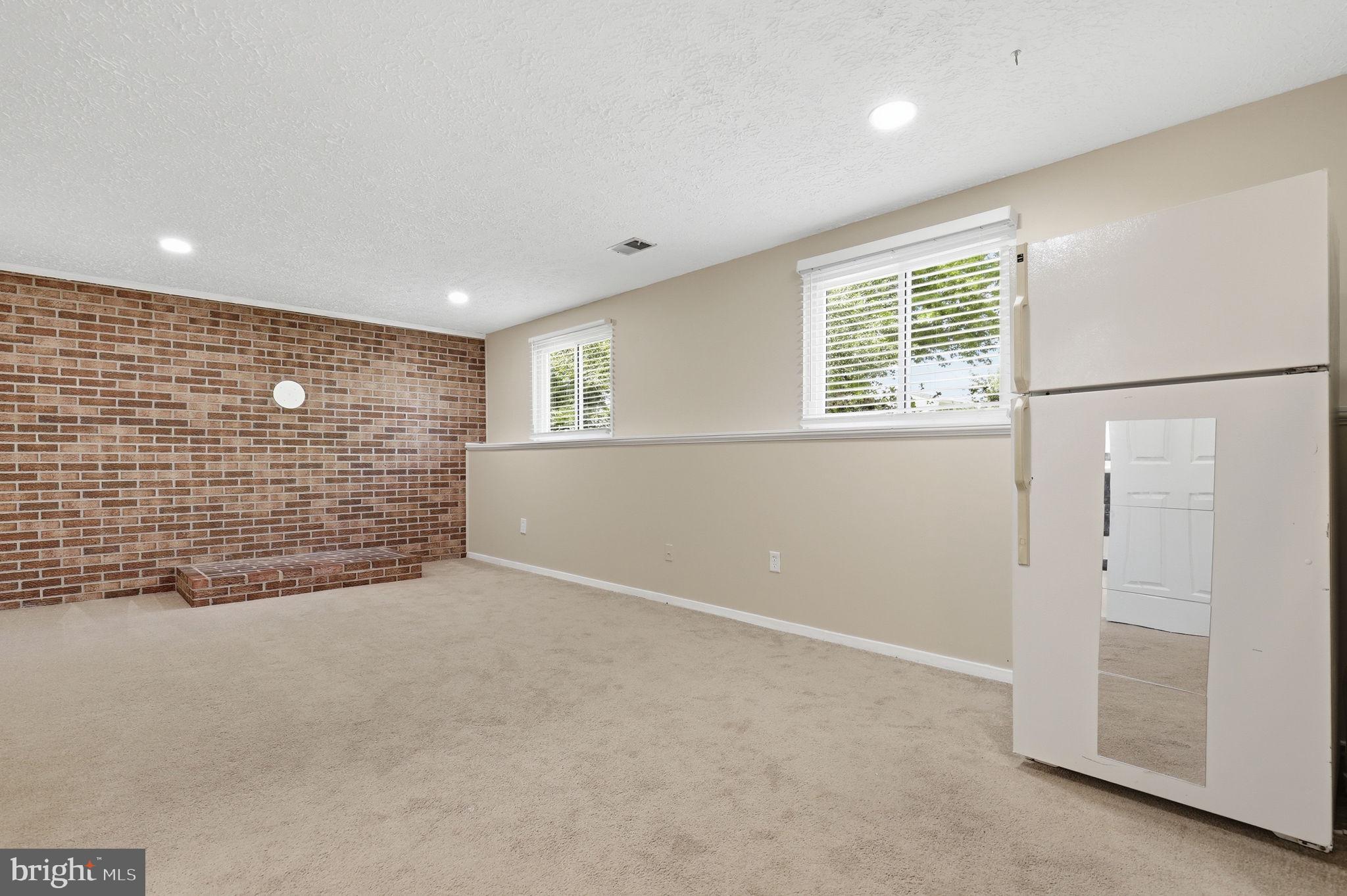 FARMBROOK - Residential