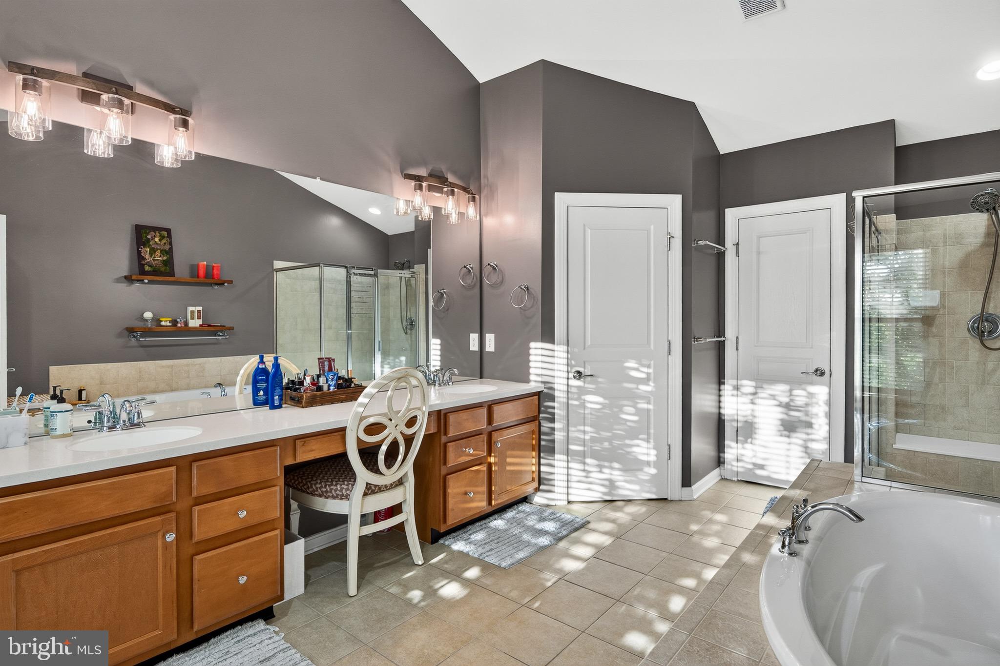 APPLECROSS - Residential