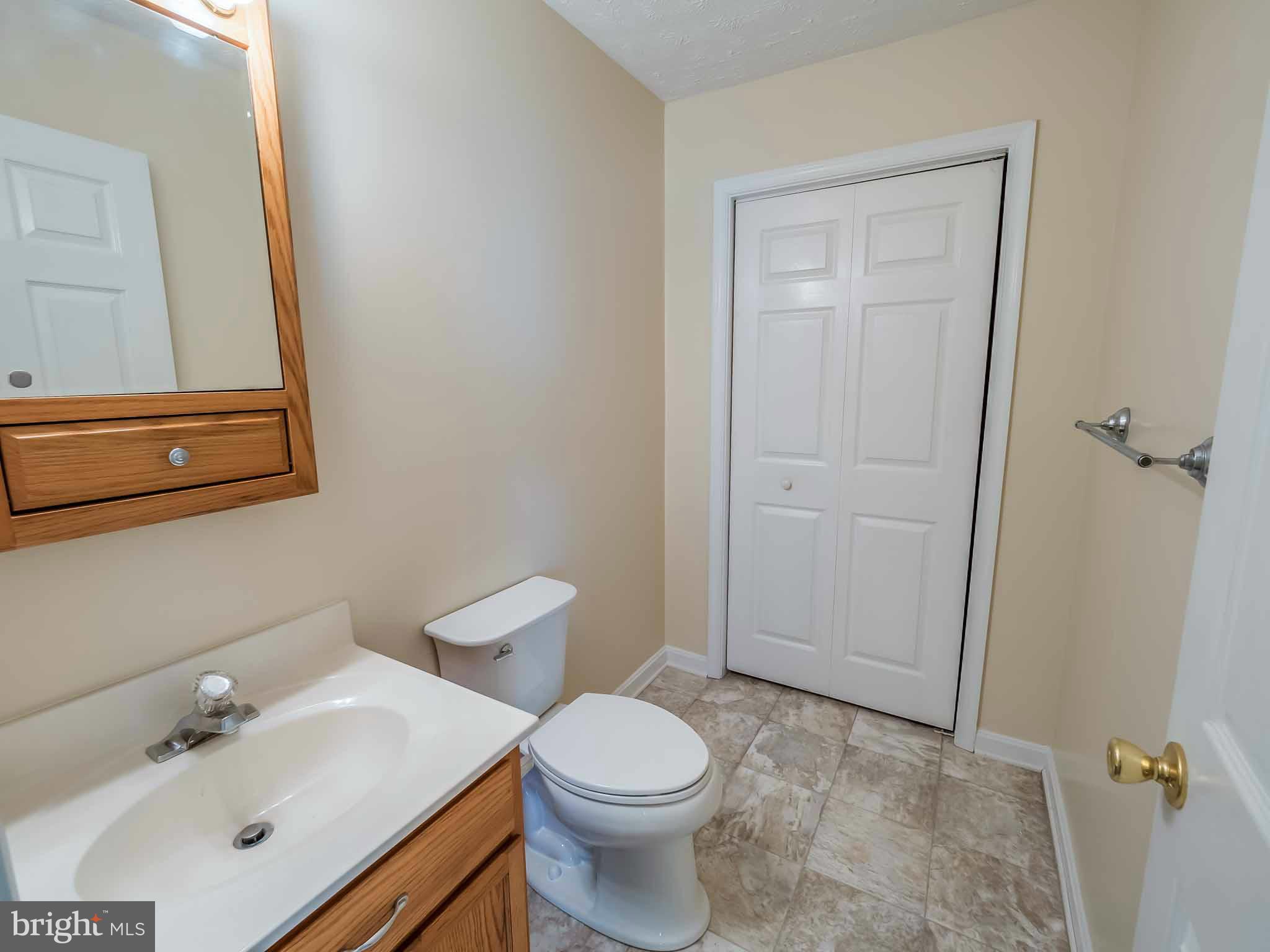 LAUREL GLEN - Residential