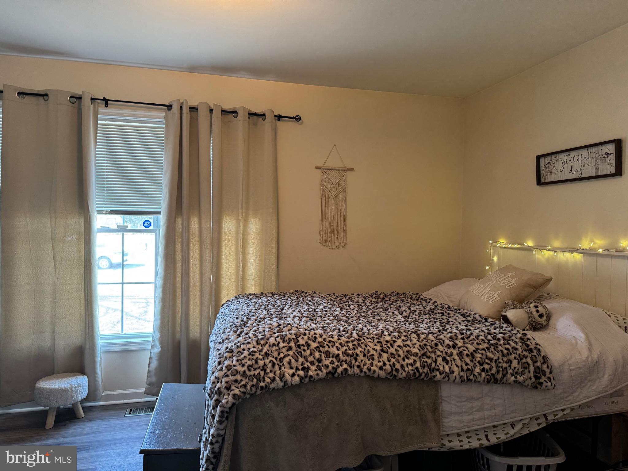 FOREST HEIGHTS - Residential