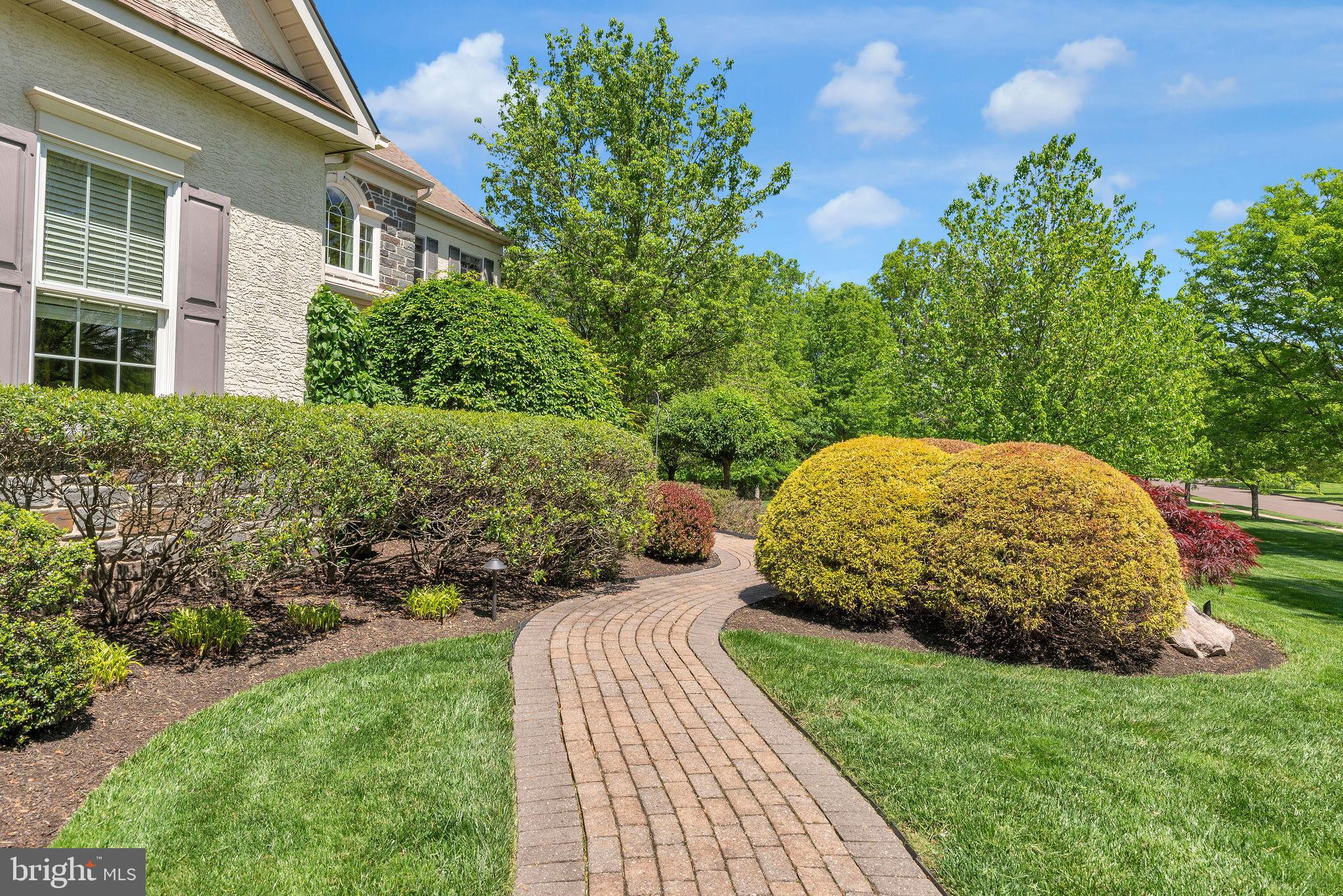 MUIRFIELD ESTATES - Residential