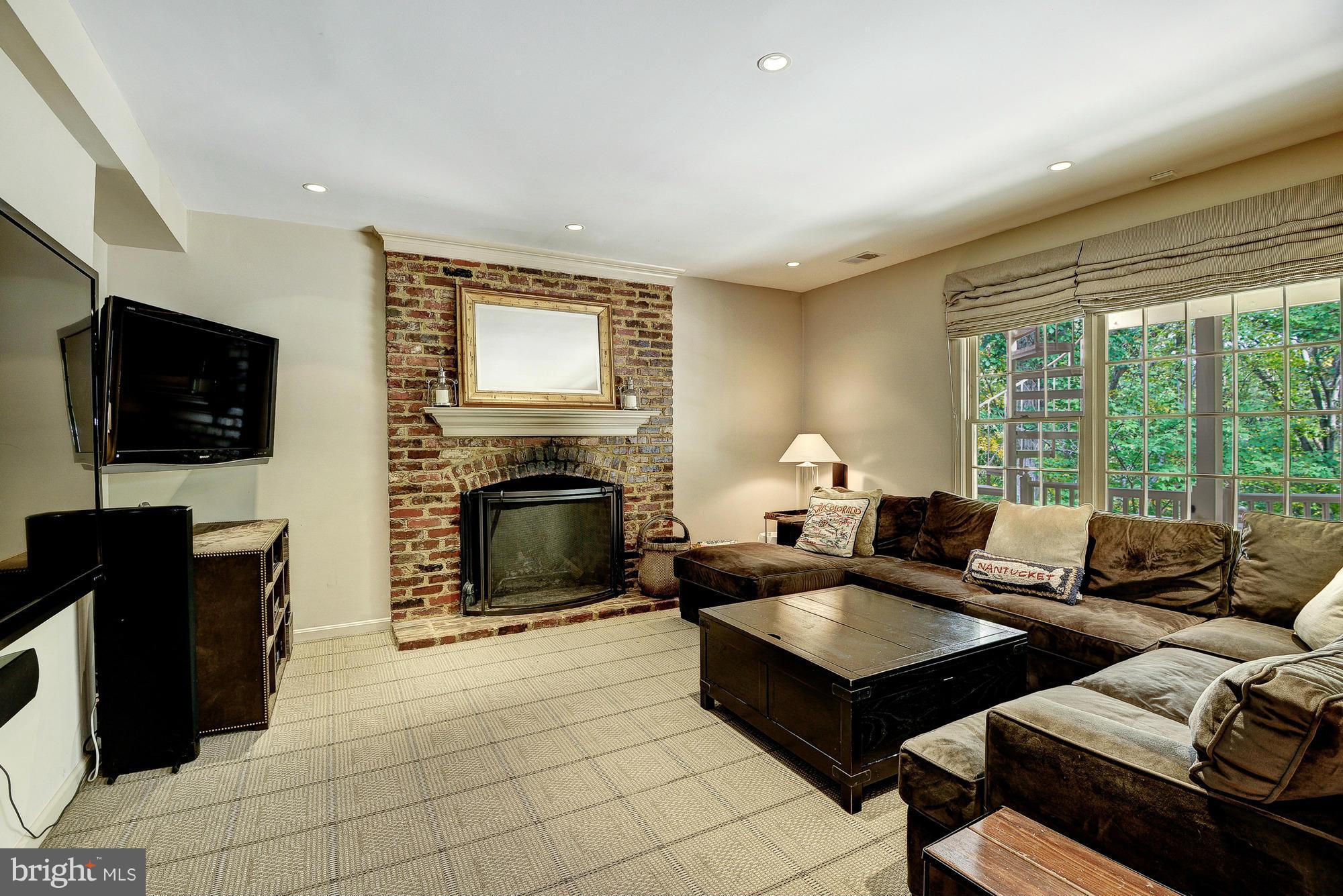 OLDE SWINKS MILL ESTATES - Residential