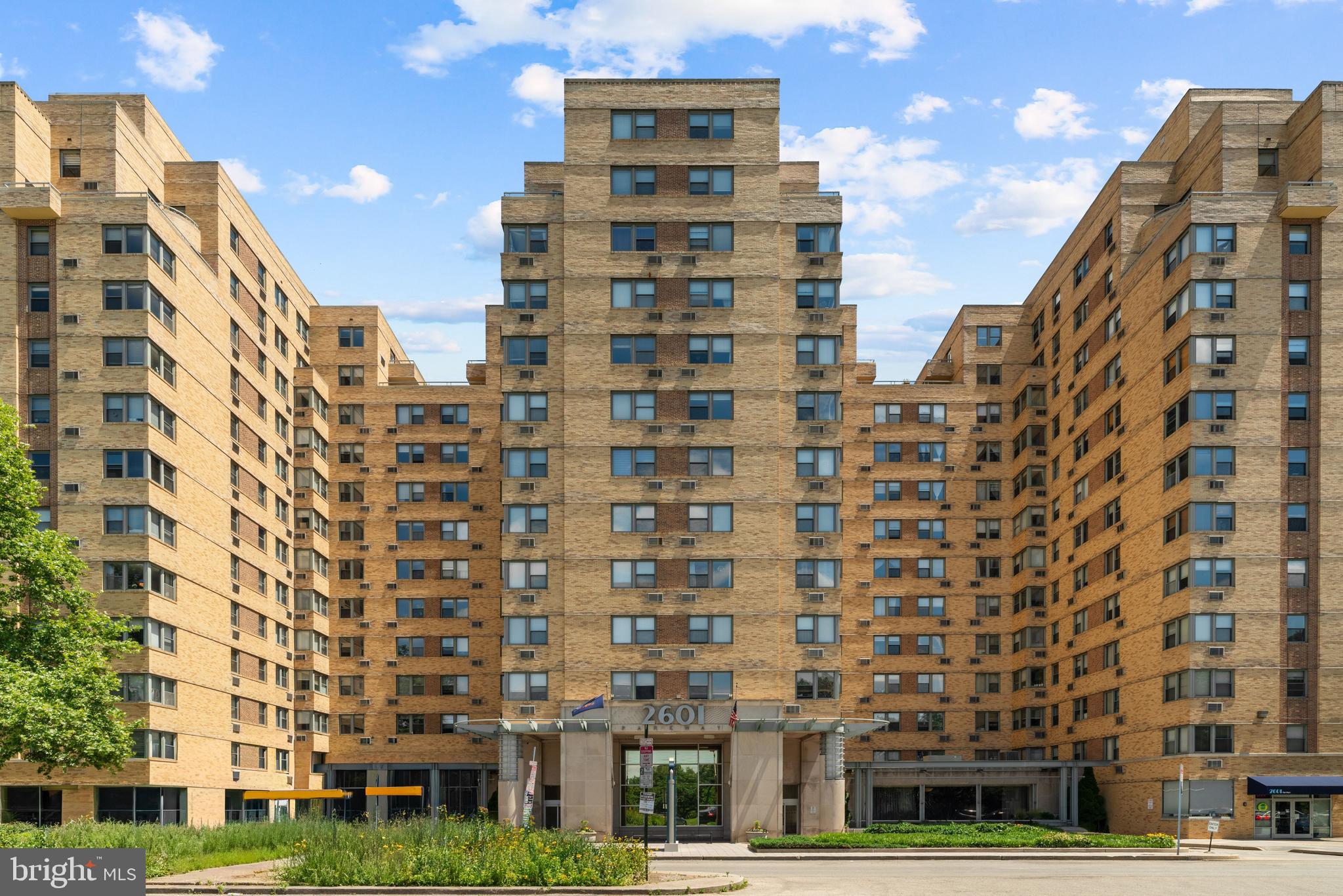 Welcome to 2601 Parkway Condominiums. This updated one-bedroom unit offers beautiful Art Museum views and features new luxury vinyl flooring and fresh paint throughout. Residents enjoy an extensive list of amenities, including 24-hour front desk and security, a complimentary Center City shuttle, fitness center, resident lounge, lobby Wi-Fi, on-site management, dry-cleaning services, a first-floor restaurant, and a convenient mini-market. Ideally located along the Benjamin Franklin Parkway in the heart of Fairmount, you'll be just steps from Whole Foods, neighborhood restaurants and cafés, Kelly Drive, the Schuylkill River Trail, Fairmount Park, and Philadelphia's renowned museums. With easy access to Center City, major highways, and public transportation, this pet-friendly building offers the perfect combination of convenience, amenities, and location.