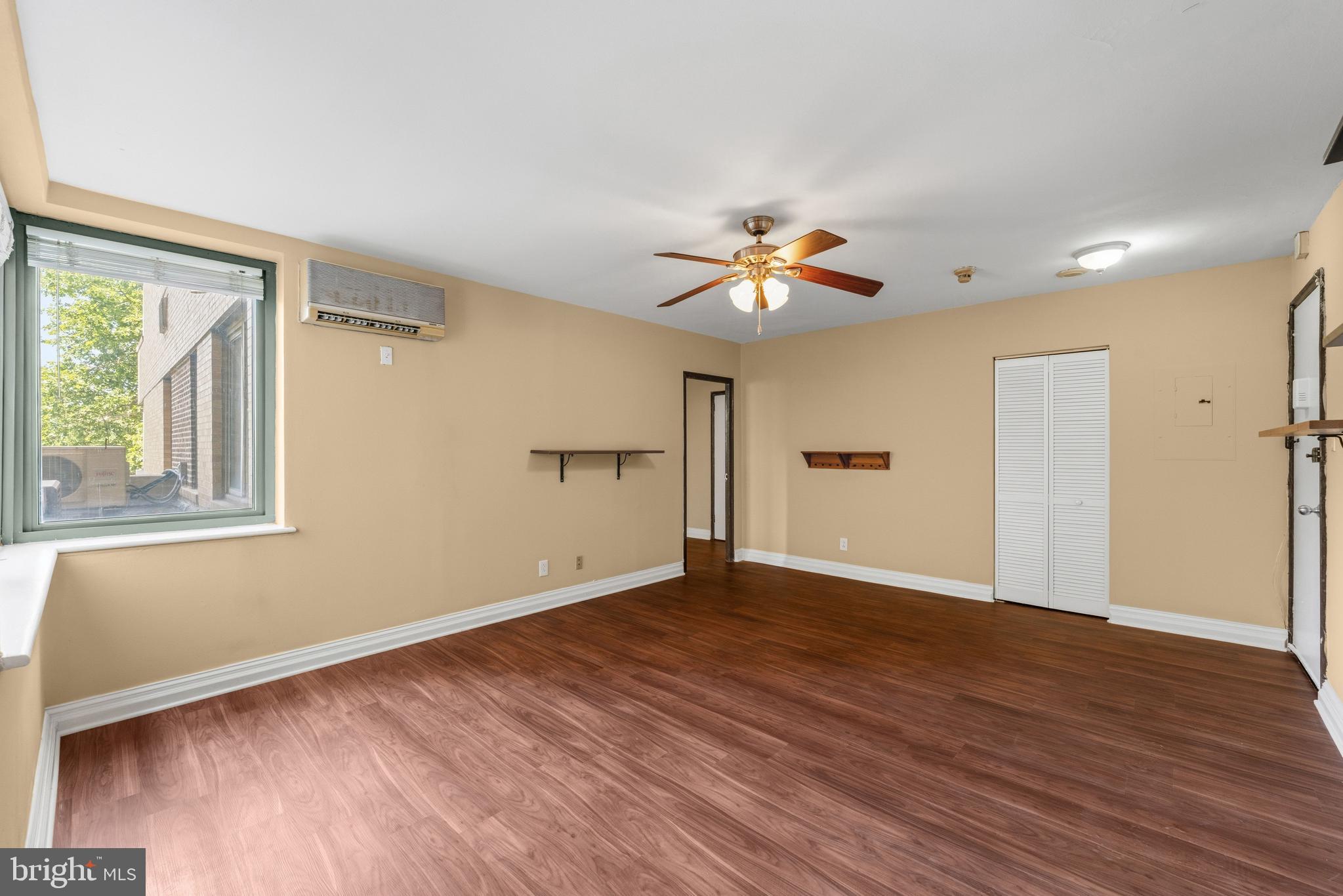 ART MUSEUM AREA - Residential
