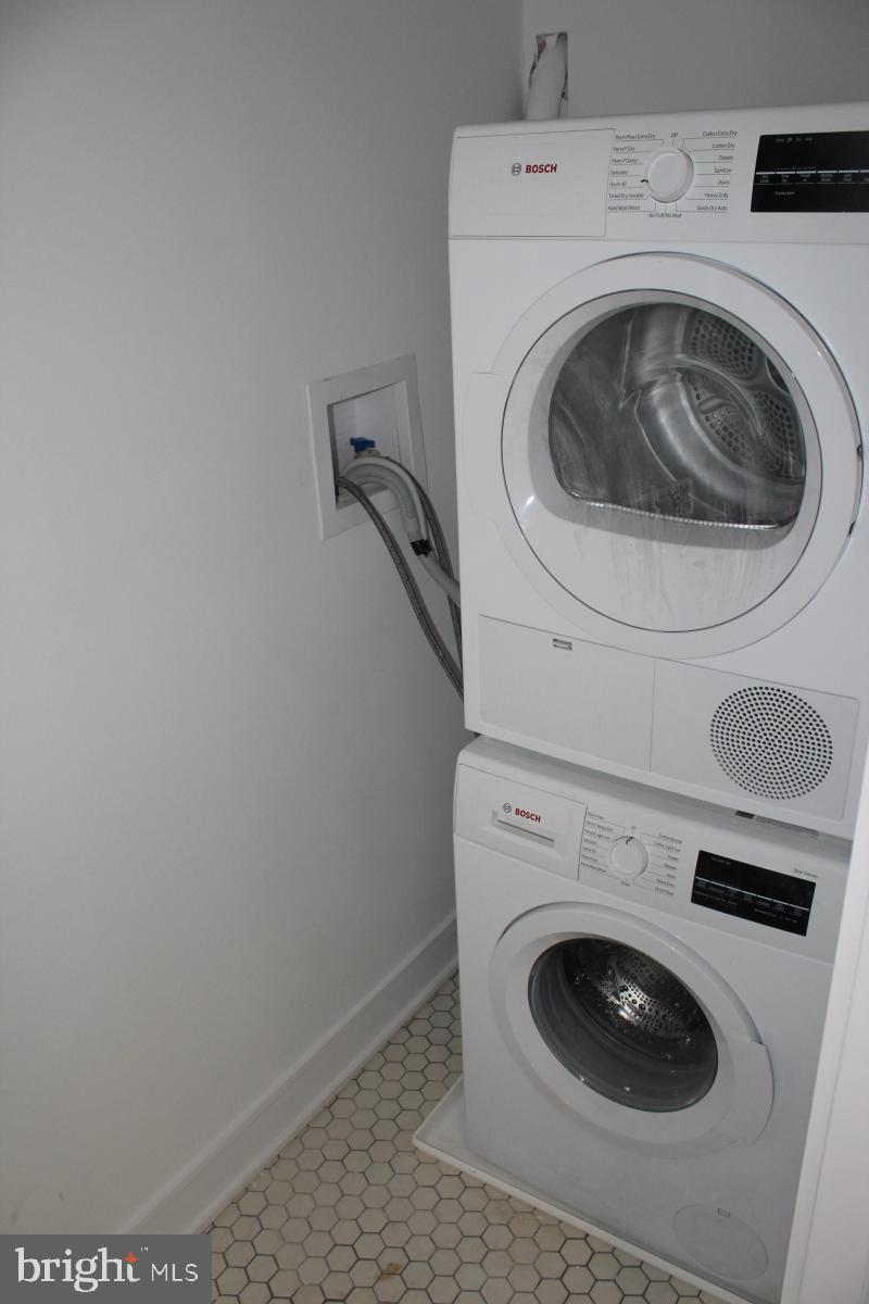 FISHTOWN - Residential Lease