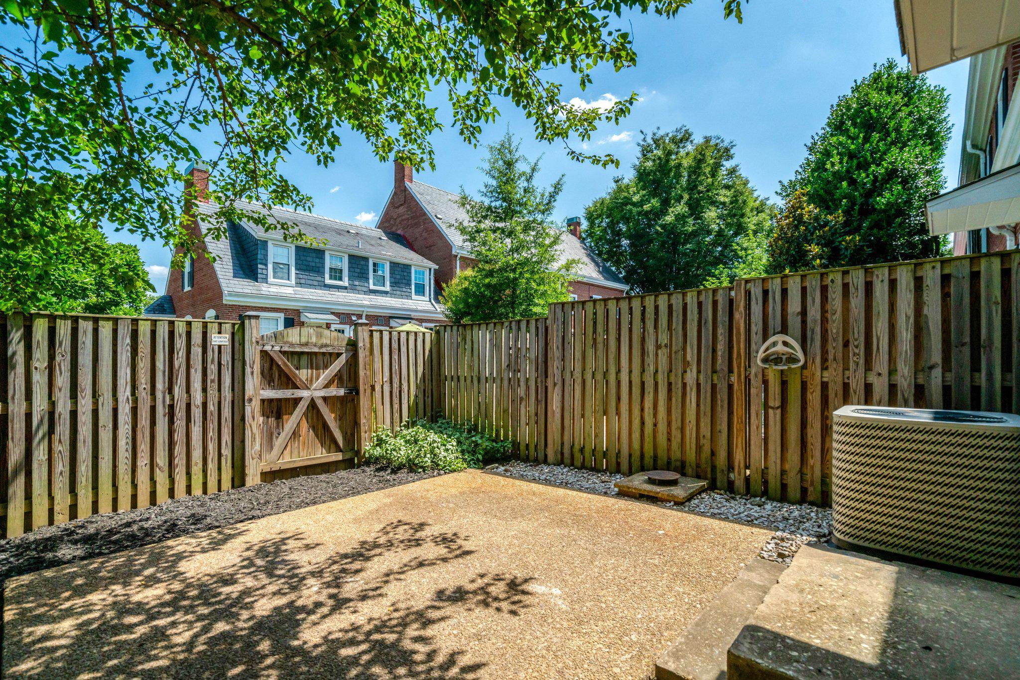 FAIRLINGTON MEWS - Residential