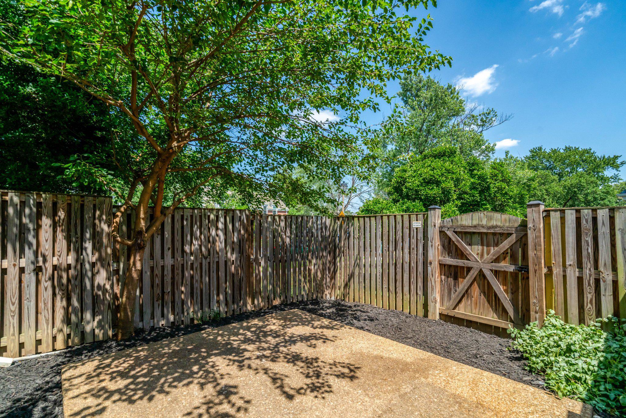 FAIRLINGTON MEWS - Residential