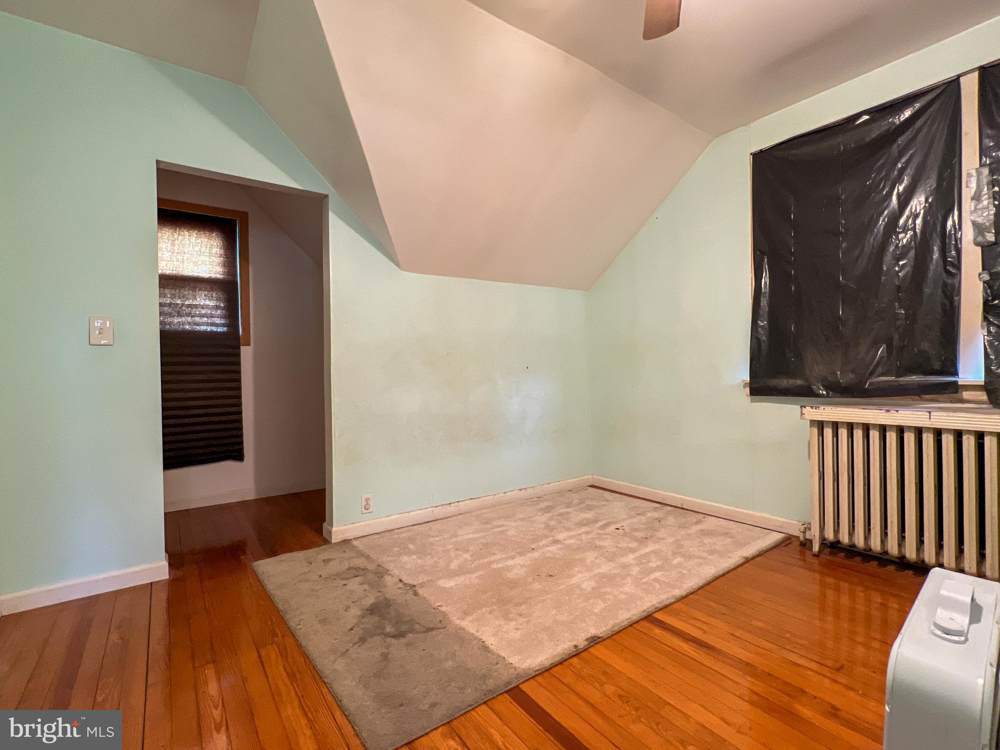 ROLAND TERRACE - Residential