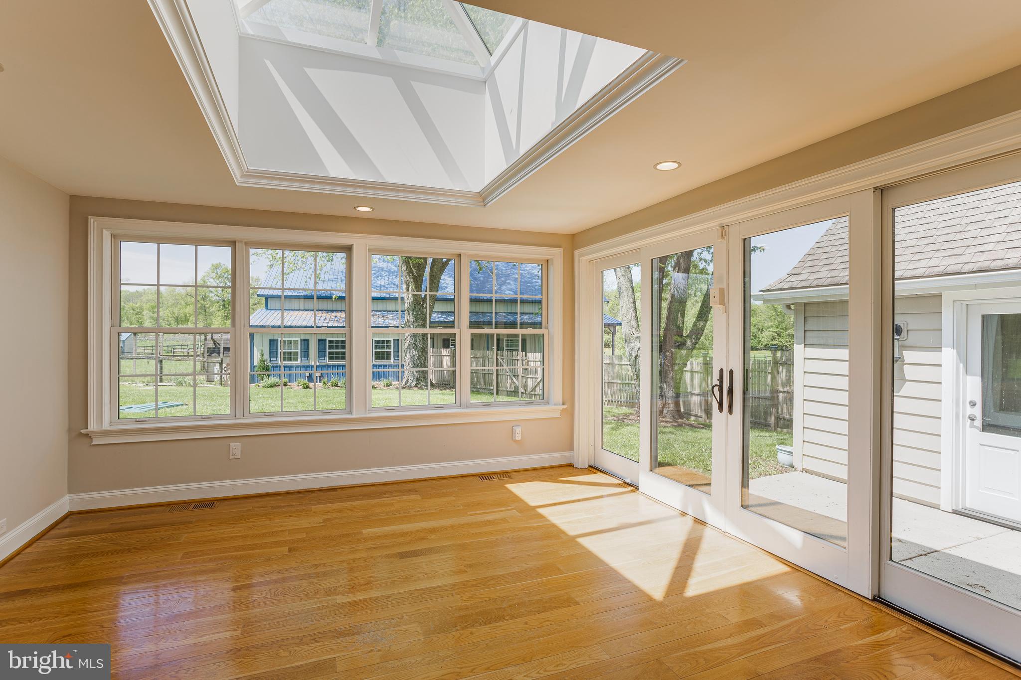 RADNOR HUNT - Residential