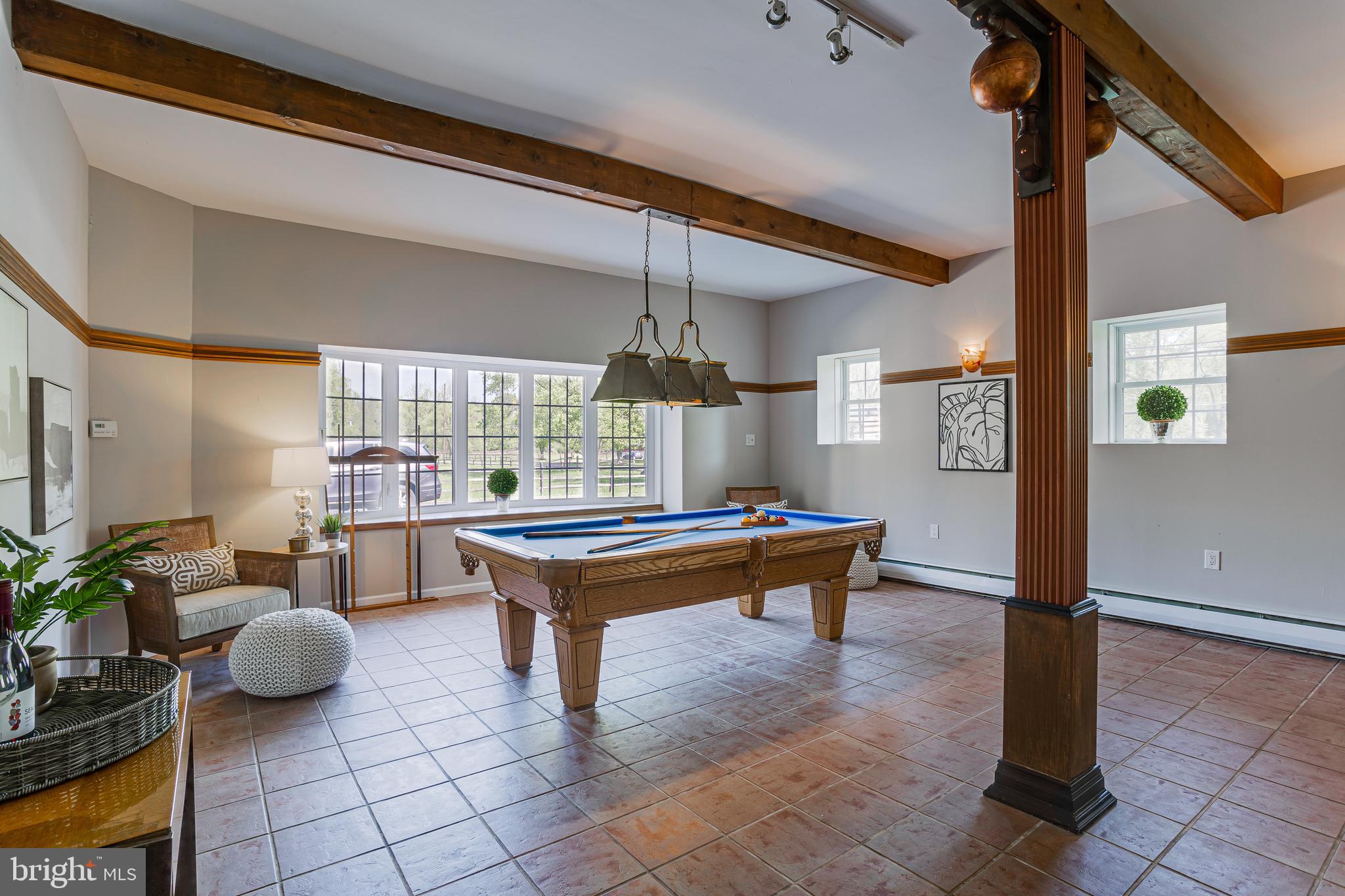 RADNOR HUNT - Residential