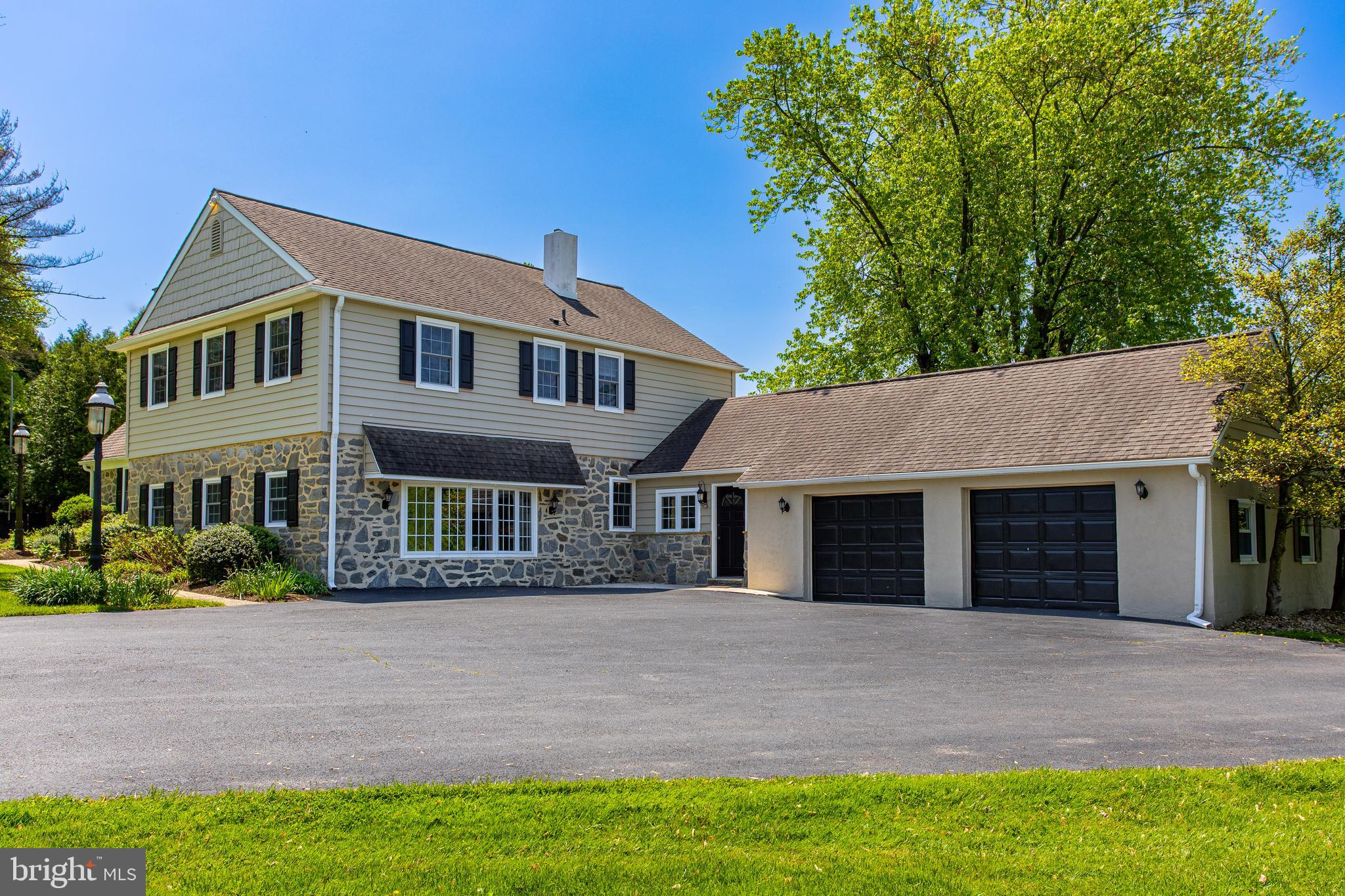 RADNOR HUNT - Residential