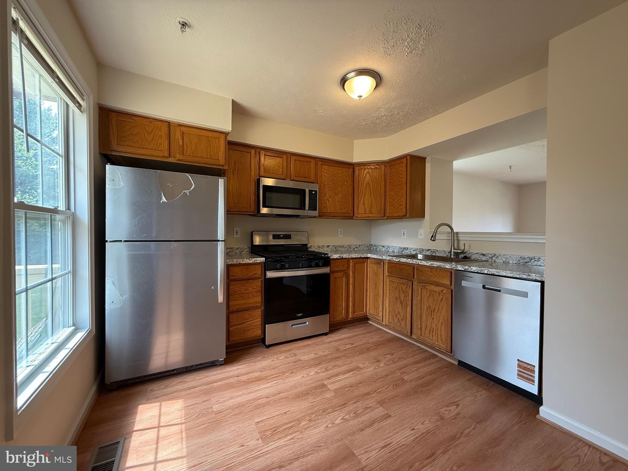 BARKLEY WOODS - Residential Lease