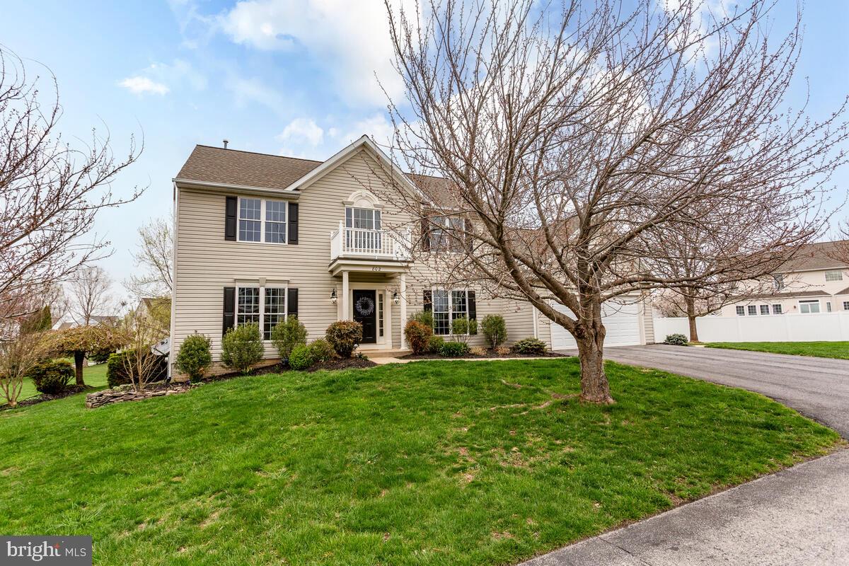 EDGEWOOD - Residential