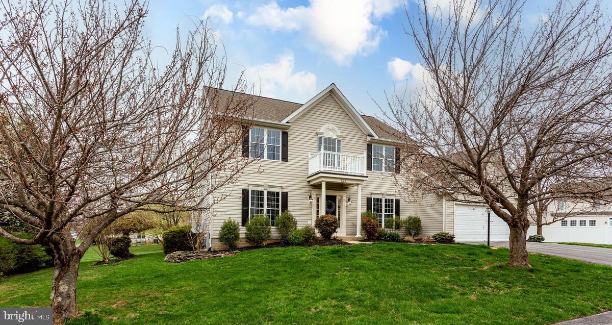 EDGEWOOD - Residential