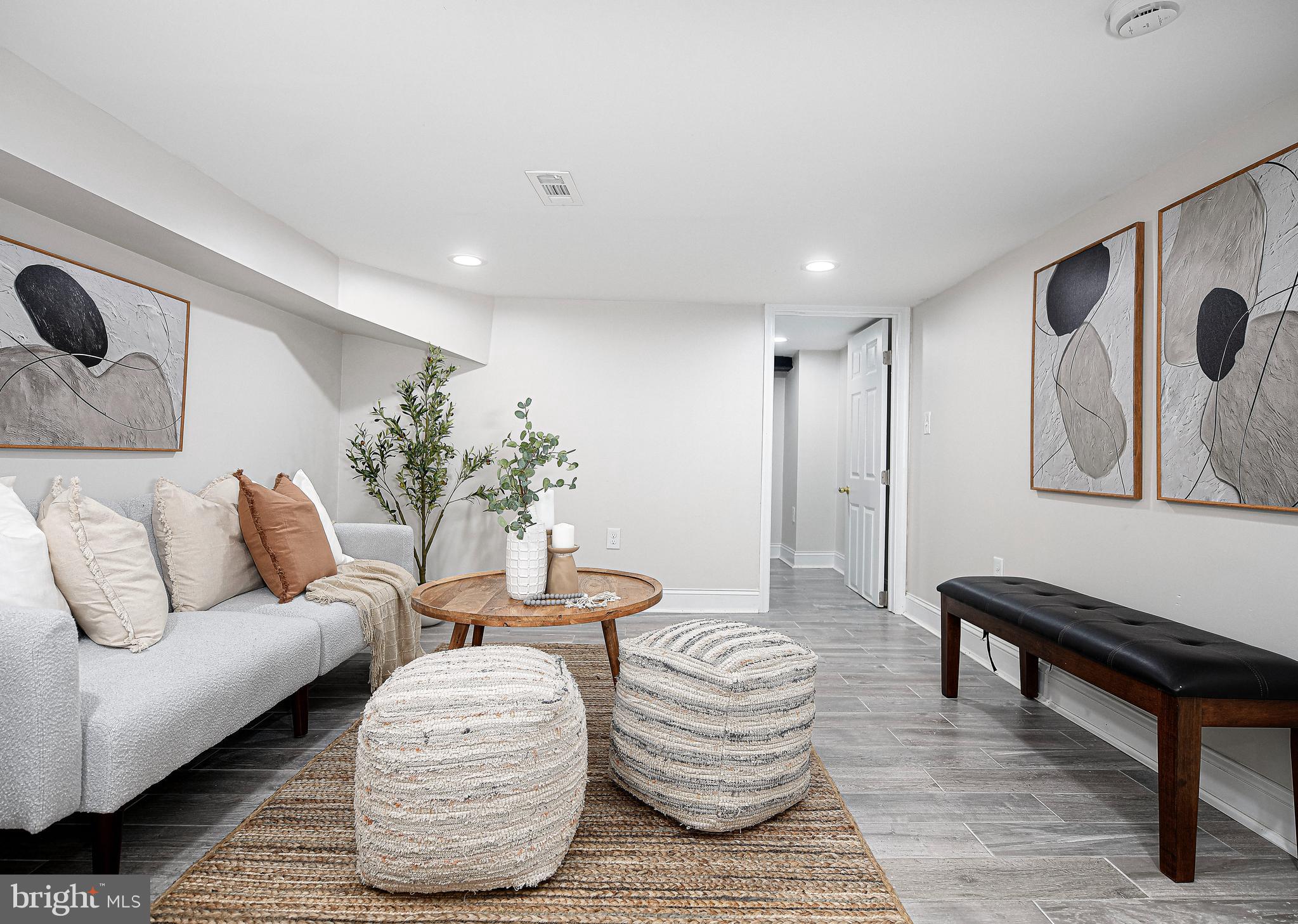 HARWOOD - Residential