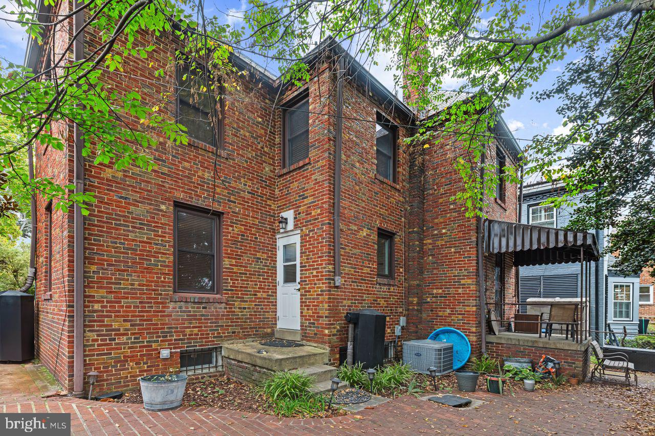 BRIGHTWOOD - Residential