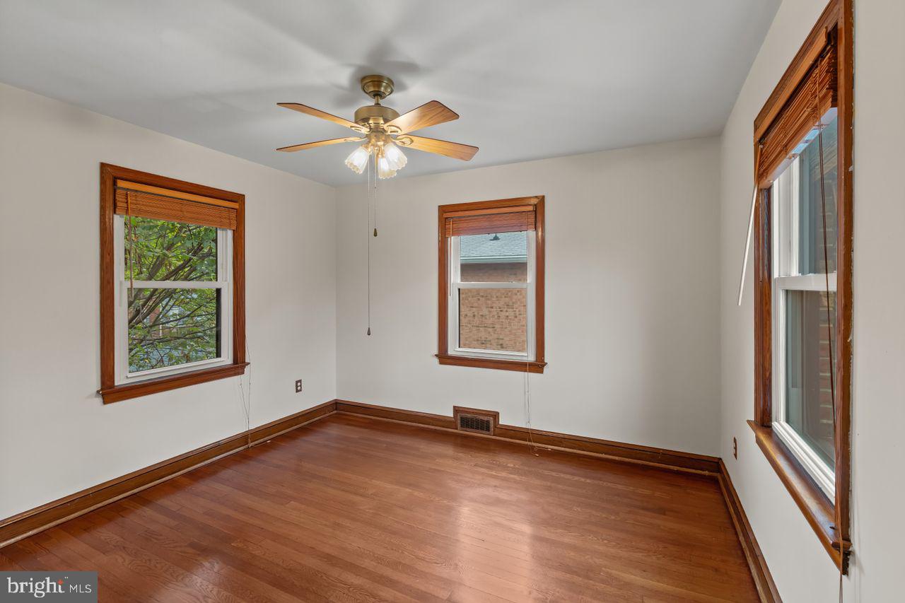BRIGHTWOOD - Residential
