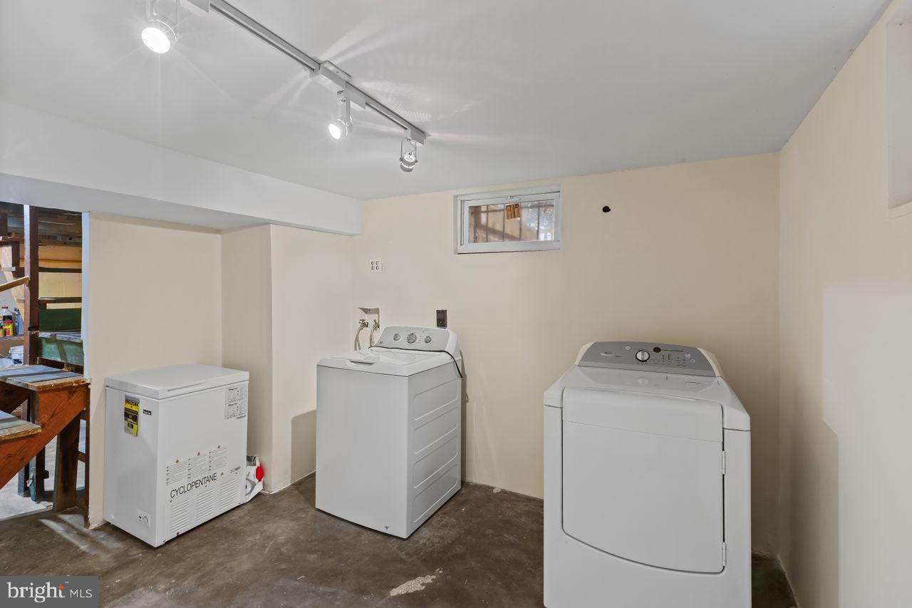 BRIGHTWOOD - Residential