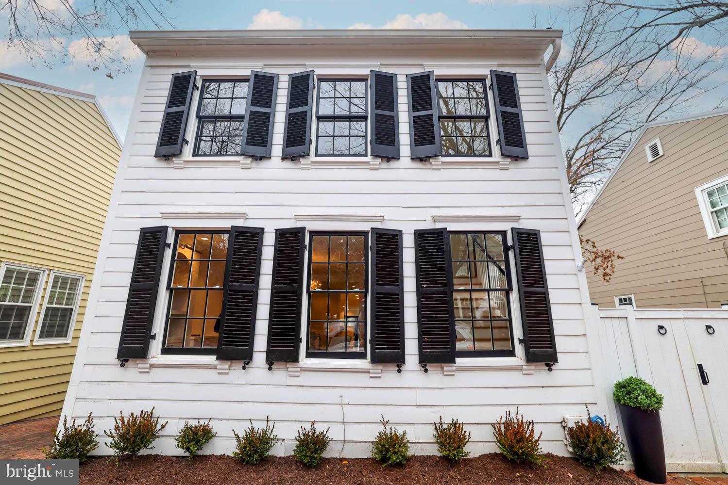 GEORGETOWN - Residential