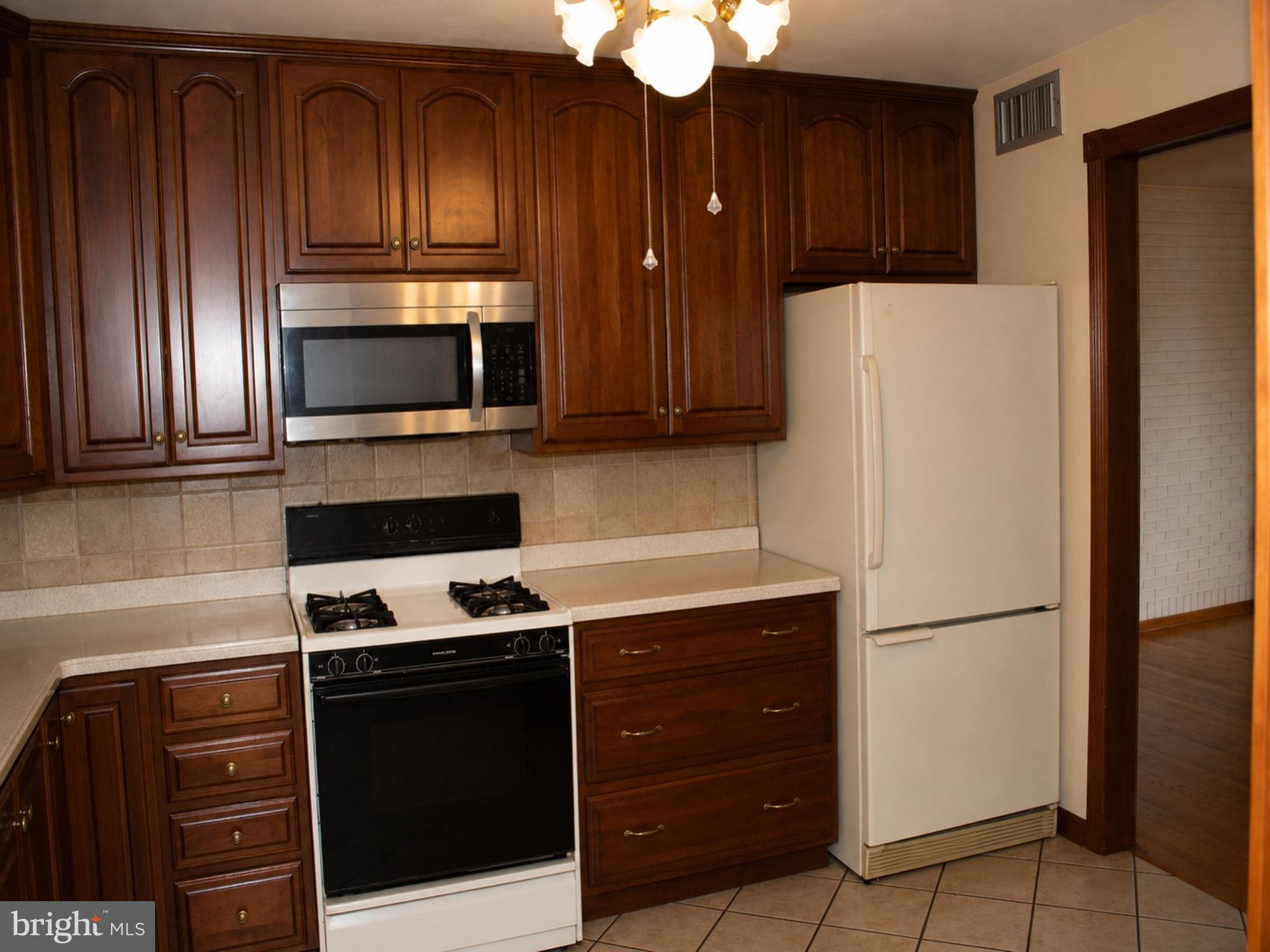 BERKSHIRE - Residential
