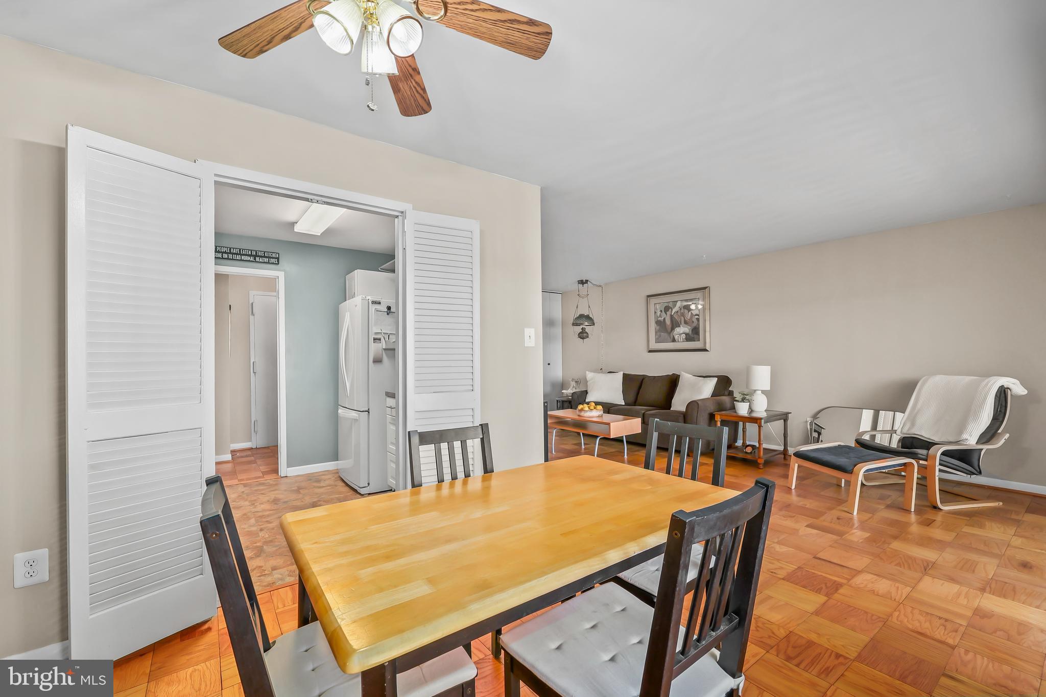 WOODLAKE TOWERS - Residential