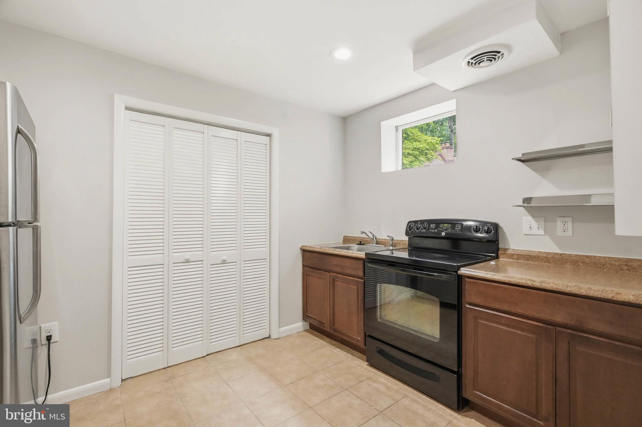 DORSEY SEARCH - Residential