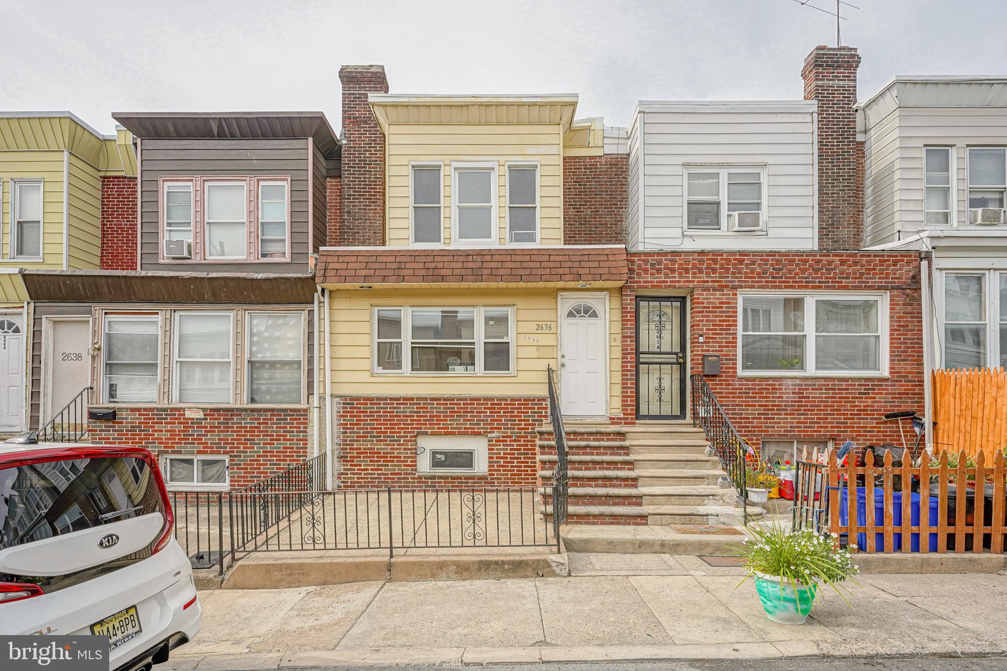 PHILADELPHIA (SOUTHWEST) - Residential