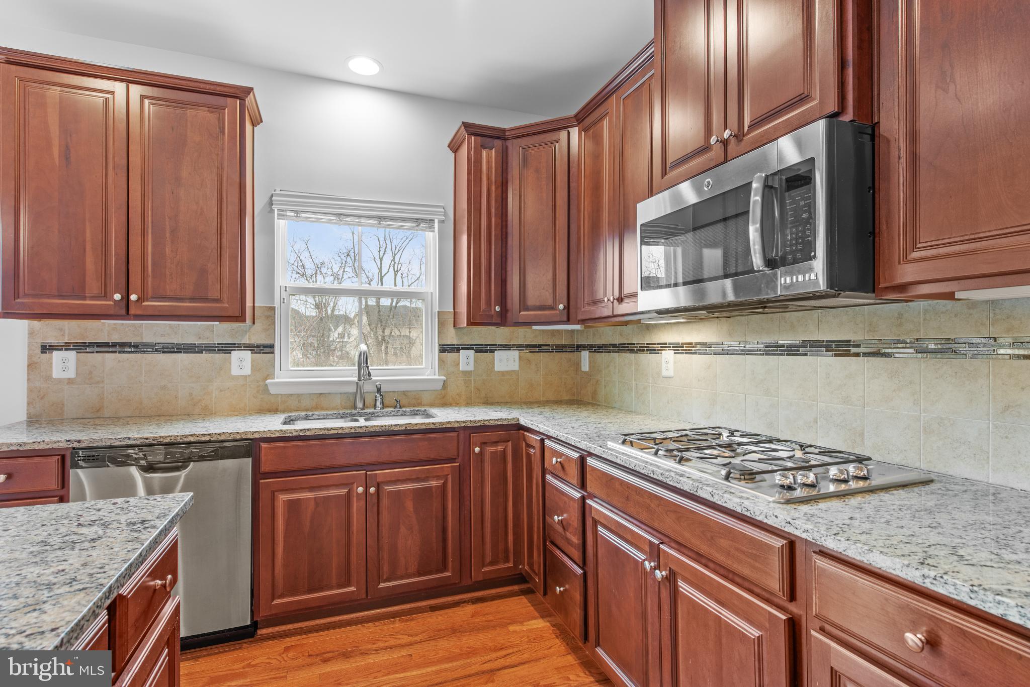 LAKE FREDERICK - Residential