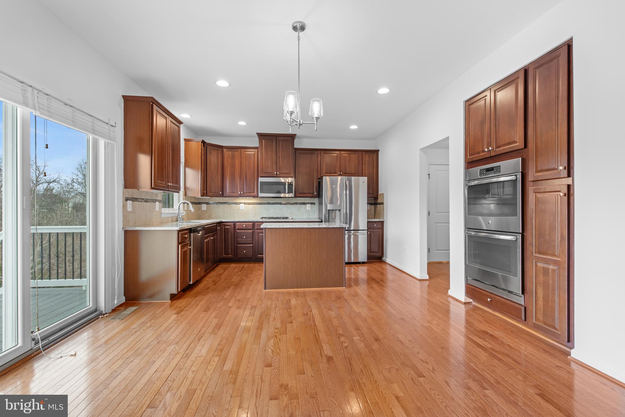 LAKE FREDERICK - Residential