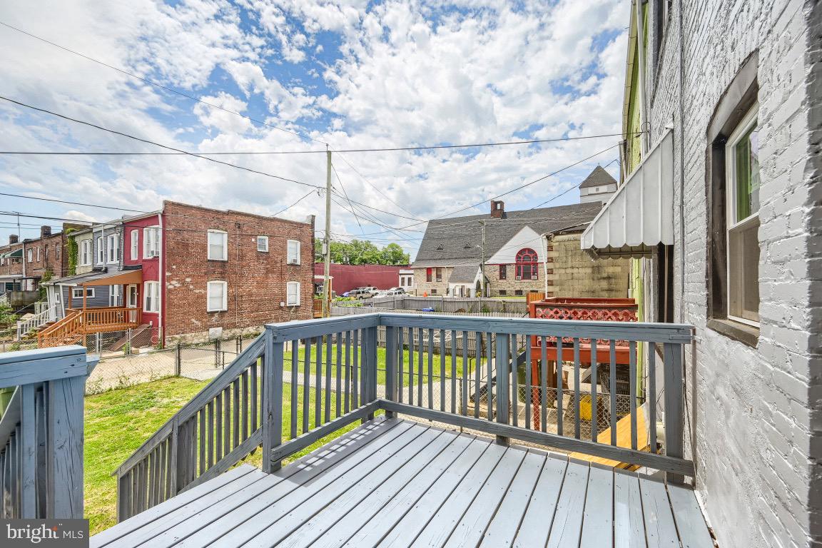 WEST BALTIMORE - Residential