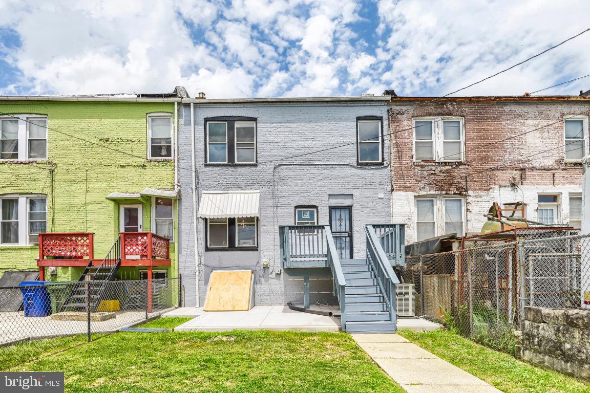 WEST BALTIMORE - Residential