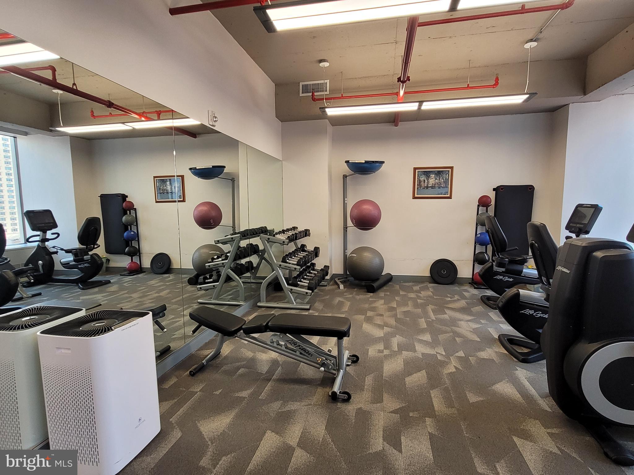 RITTENHOUSE SQUARE - Residential Lease