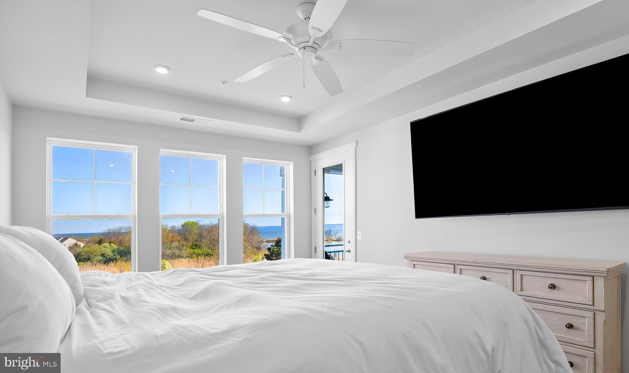 FOUR SEASONS AT KENT ISLAND - Residential