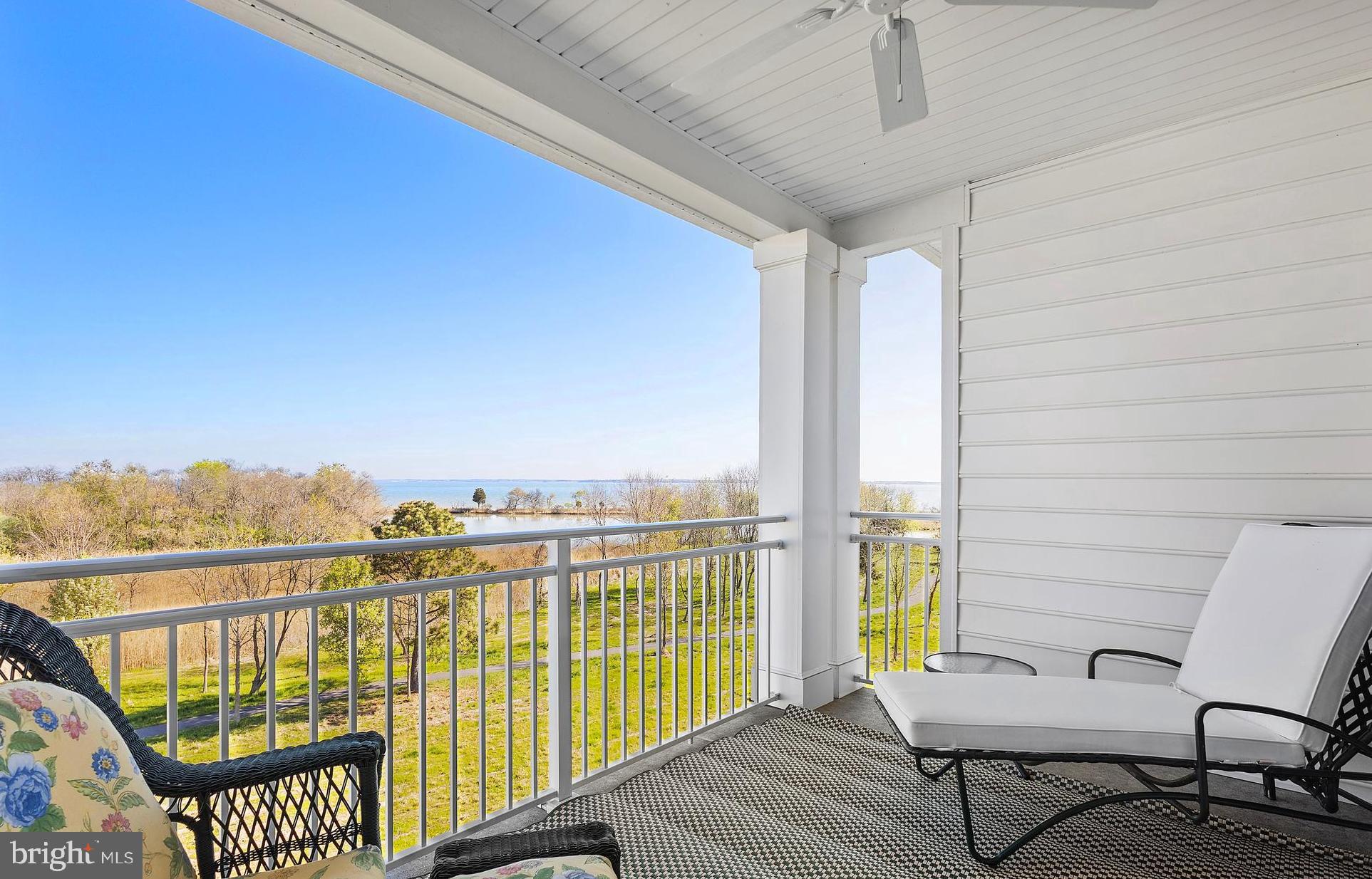 FOUR SEASONS AT KENT ISLAND - Residential