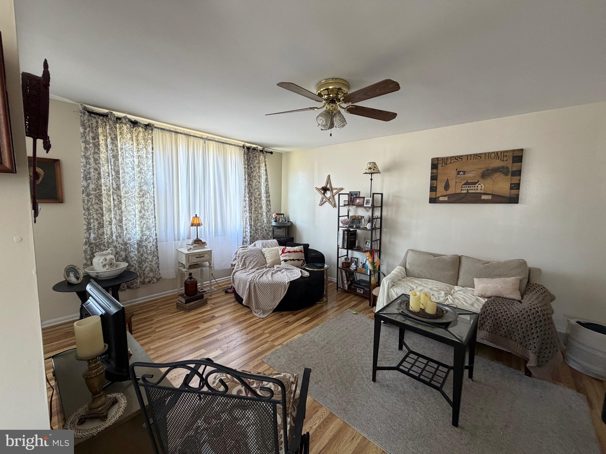 PARKWOOD - Residential Income