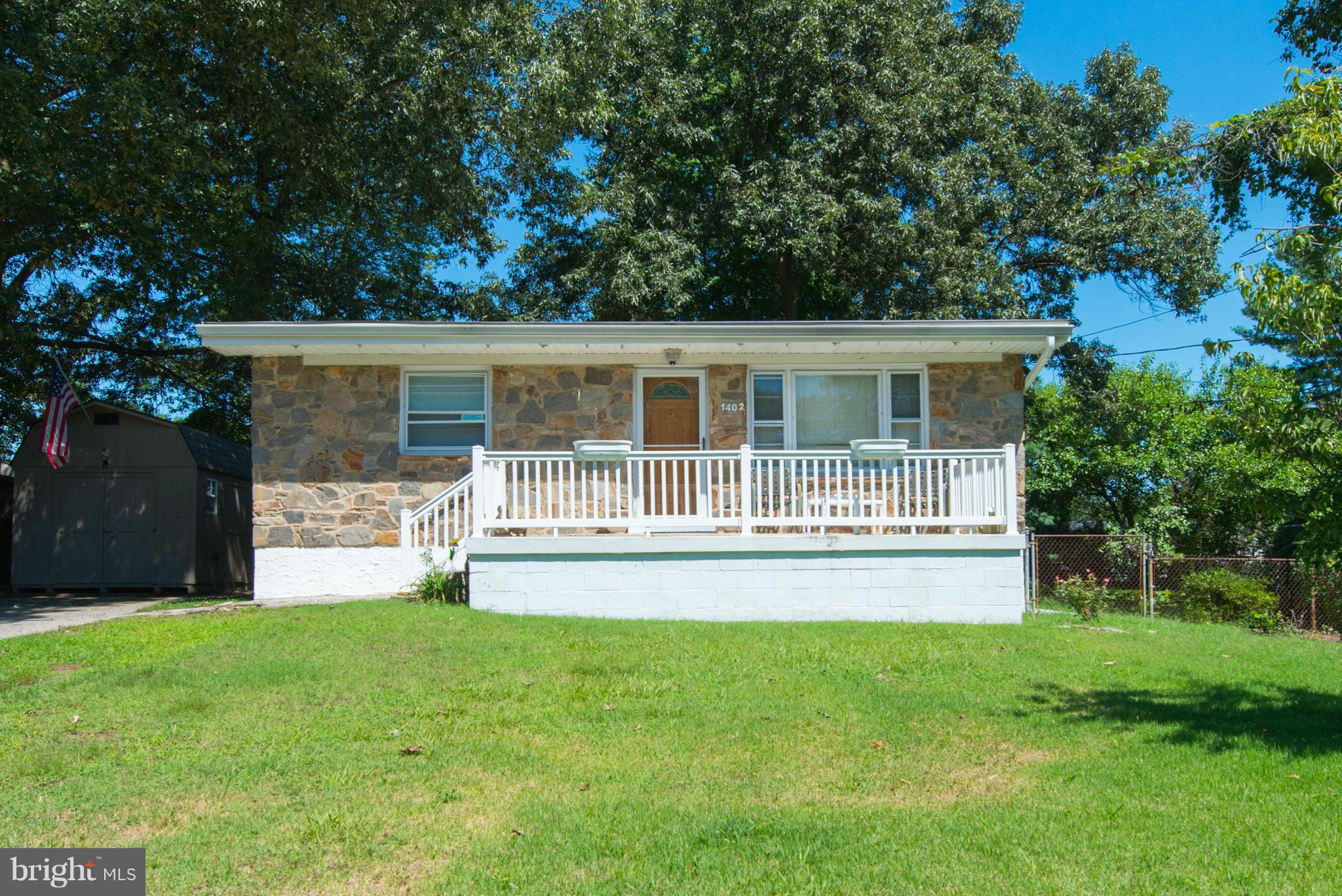 CEDARHURST - Residential