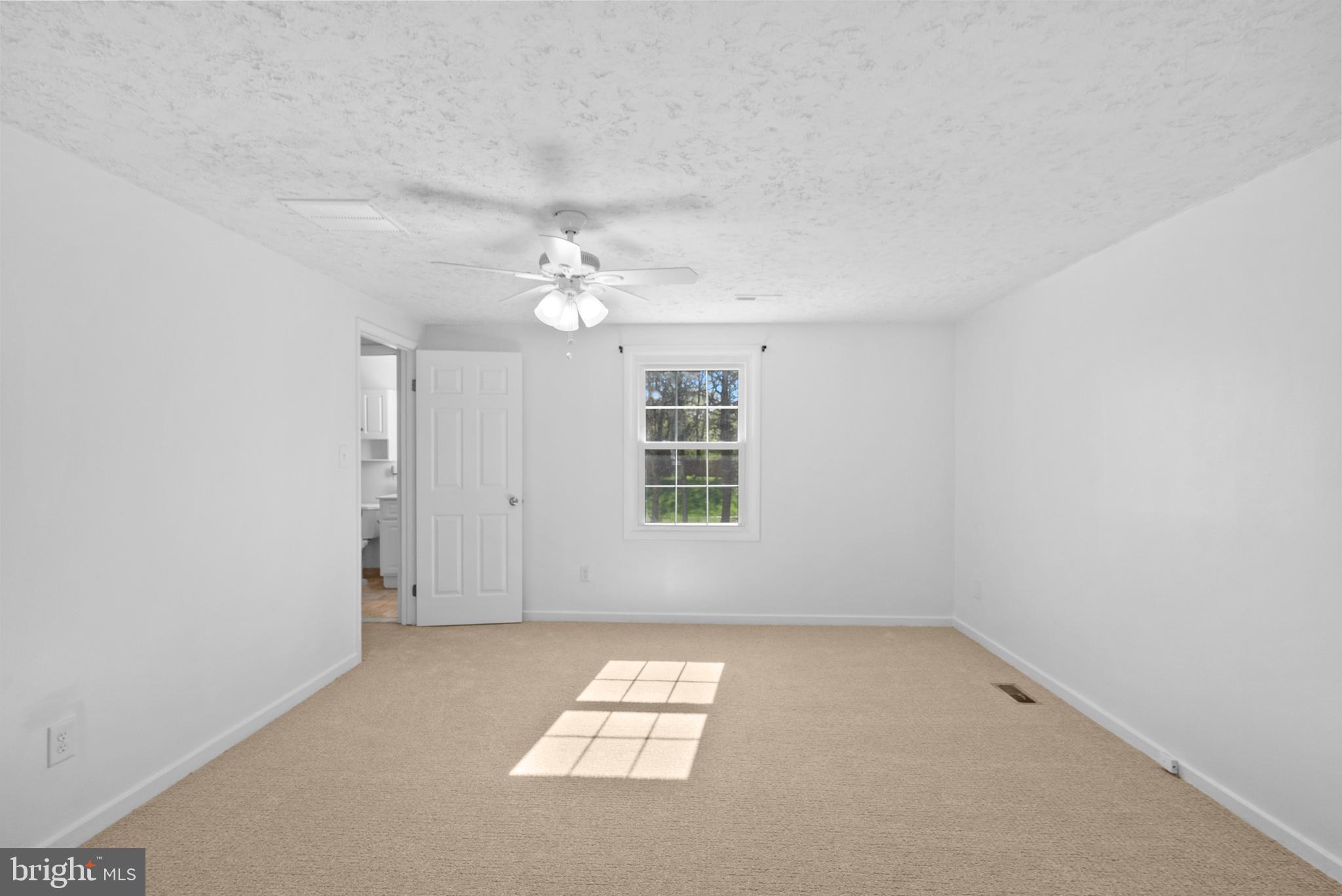 VILLAGE OF LONG REACH - Residential