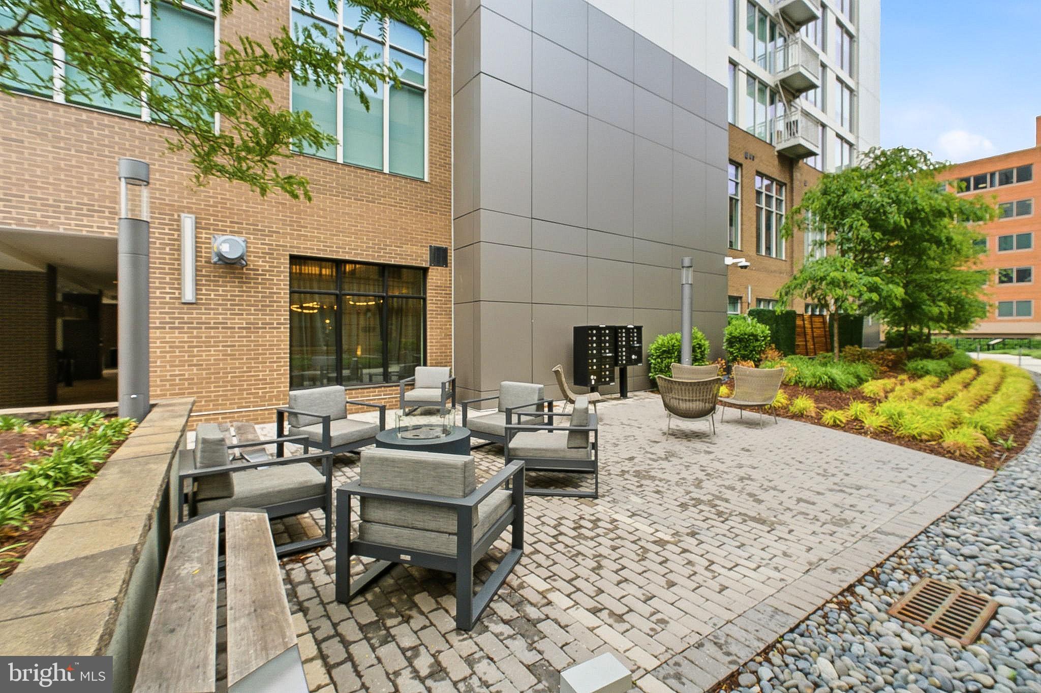 OLD TOWN NORTH - Residential