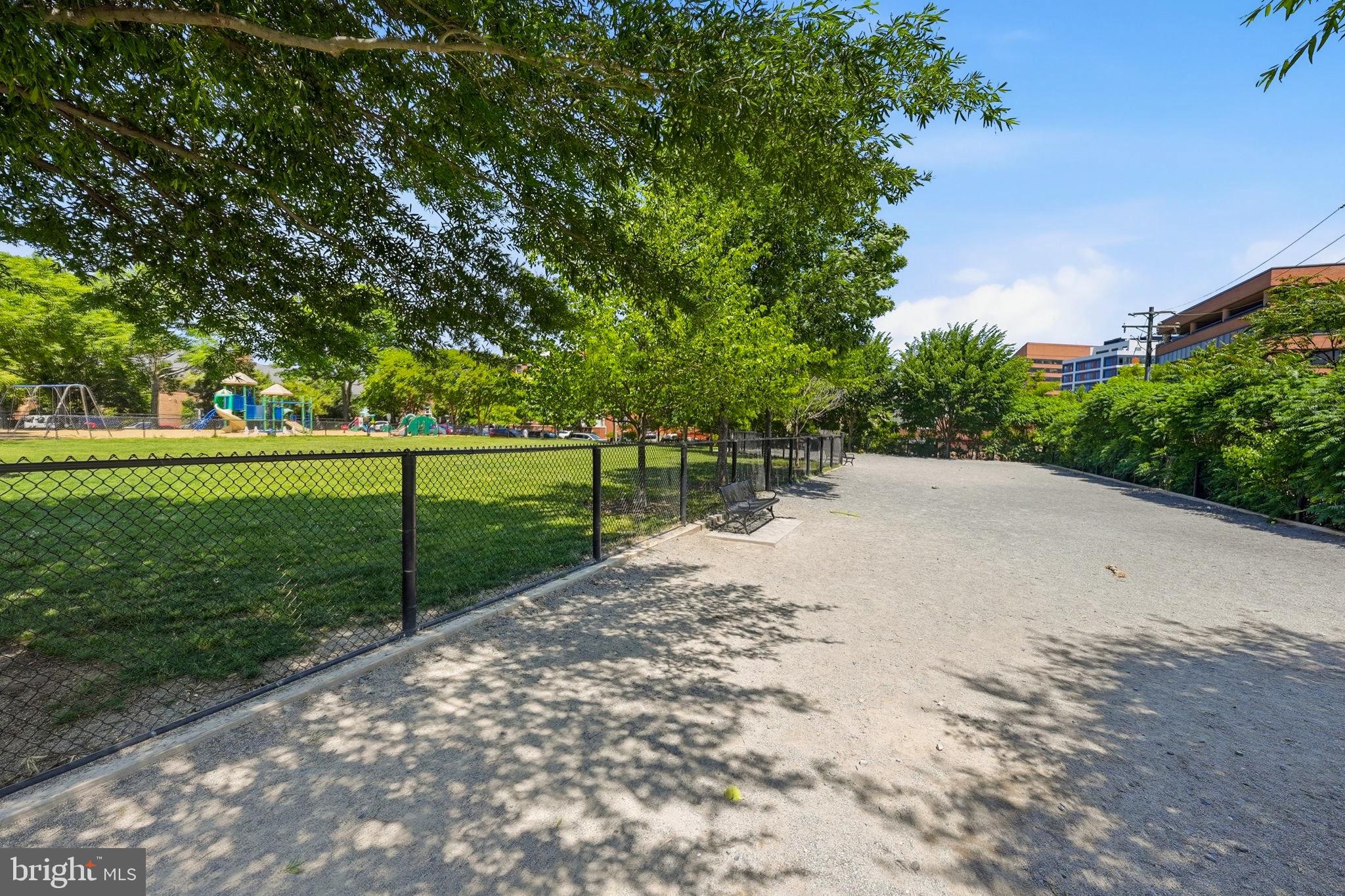 OLD TOWN NORTH - Residential