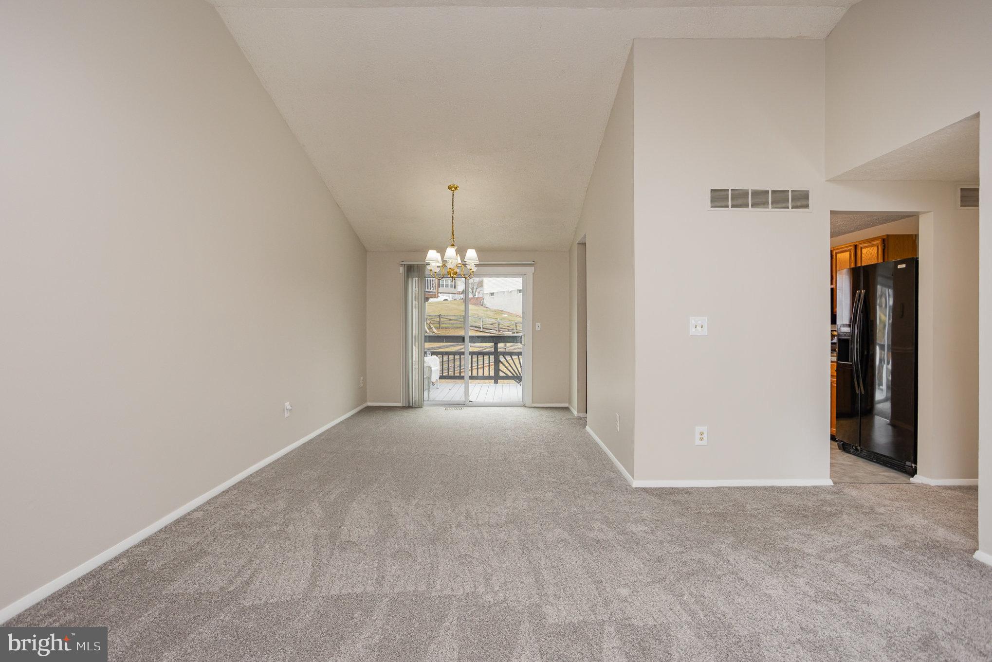 LAUREL VALLEY - Residential