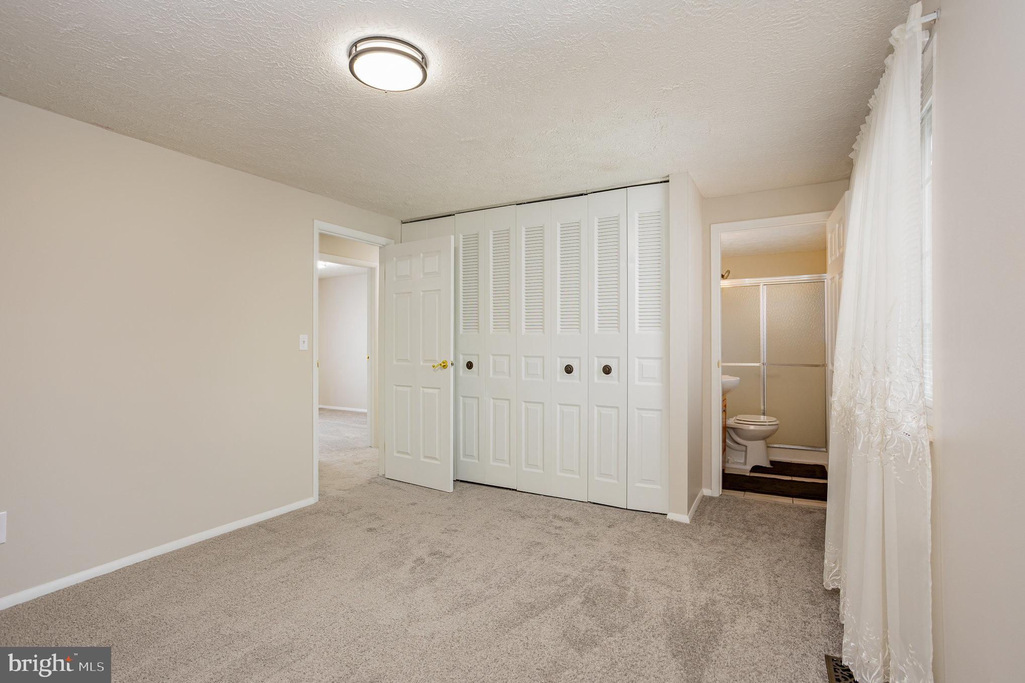 LAUREL VALLEY - Residential