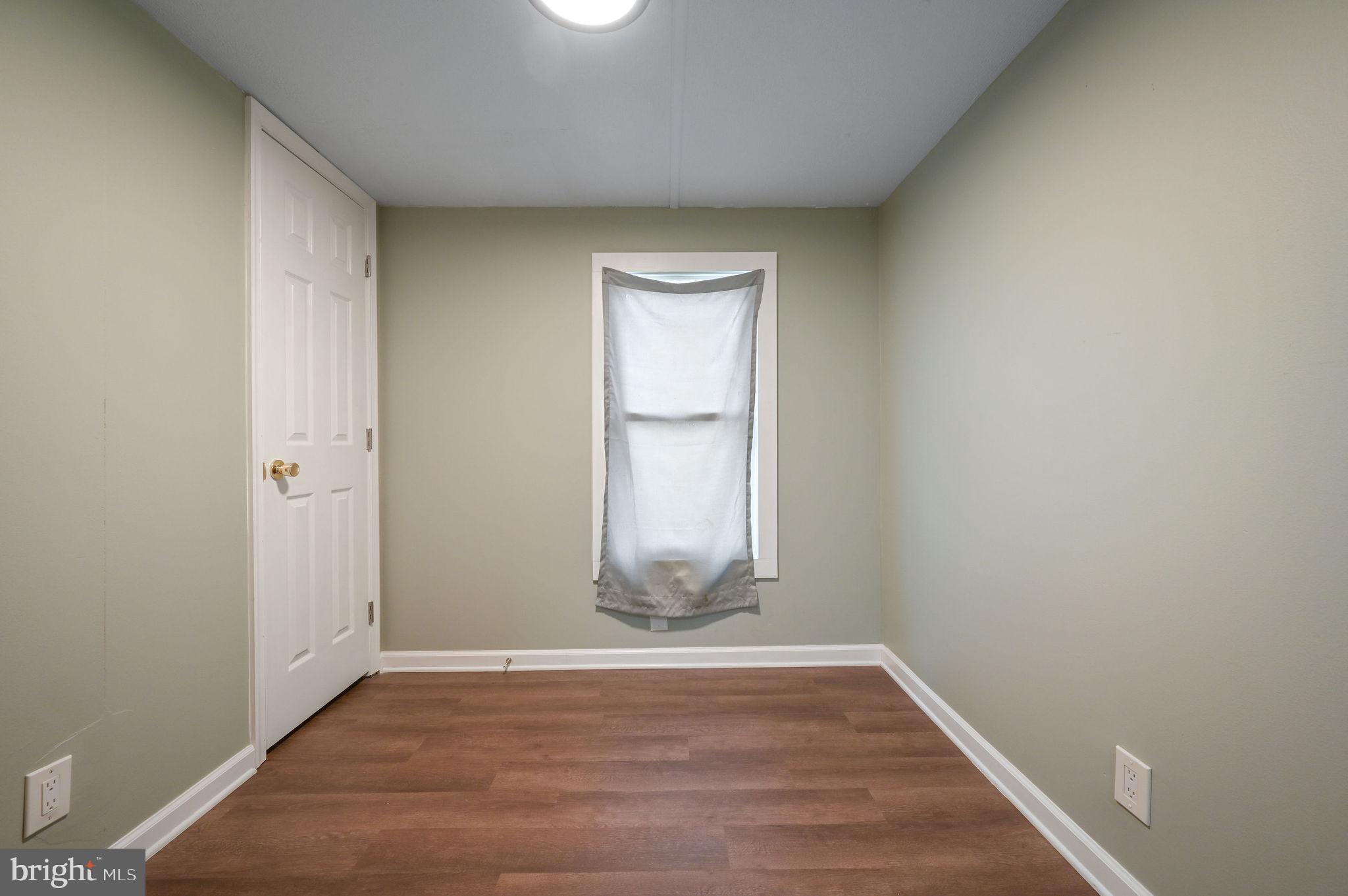 PINEWOOD ACRE - Residential