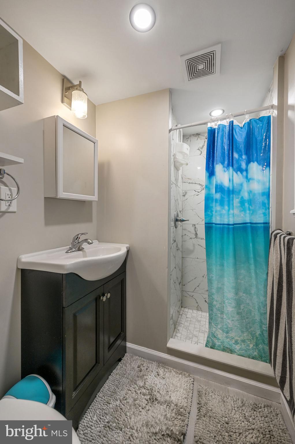 PINEWOOD ACRE - Residential